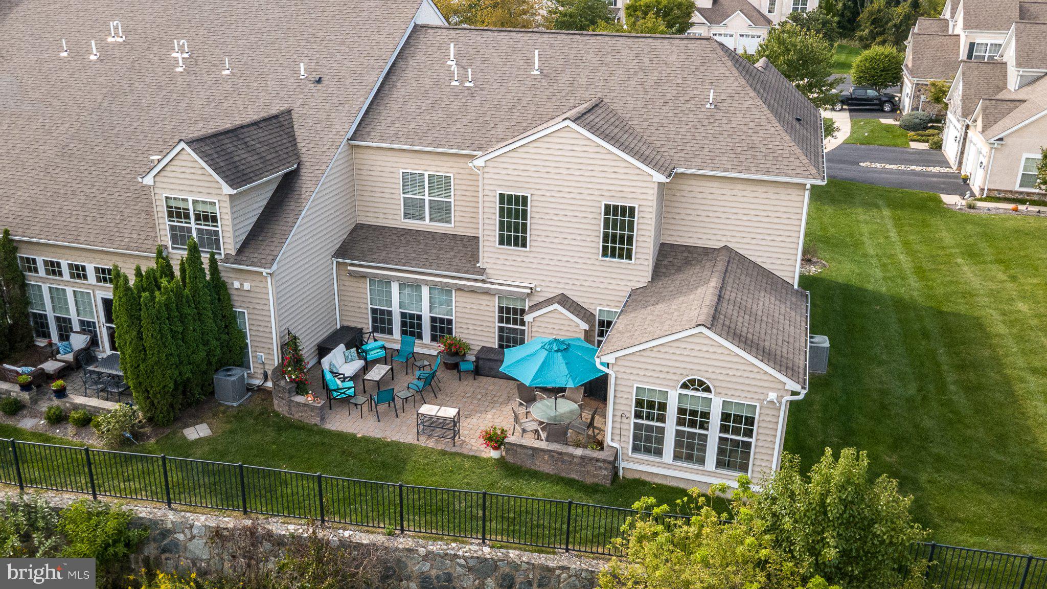509 Jasmine Cir, Upper Gwynedd, PA 19446 photo