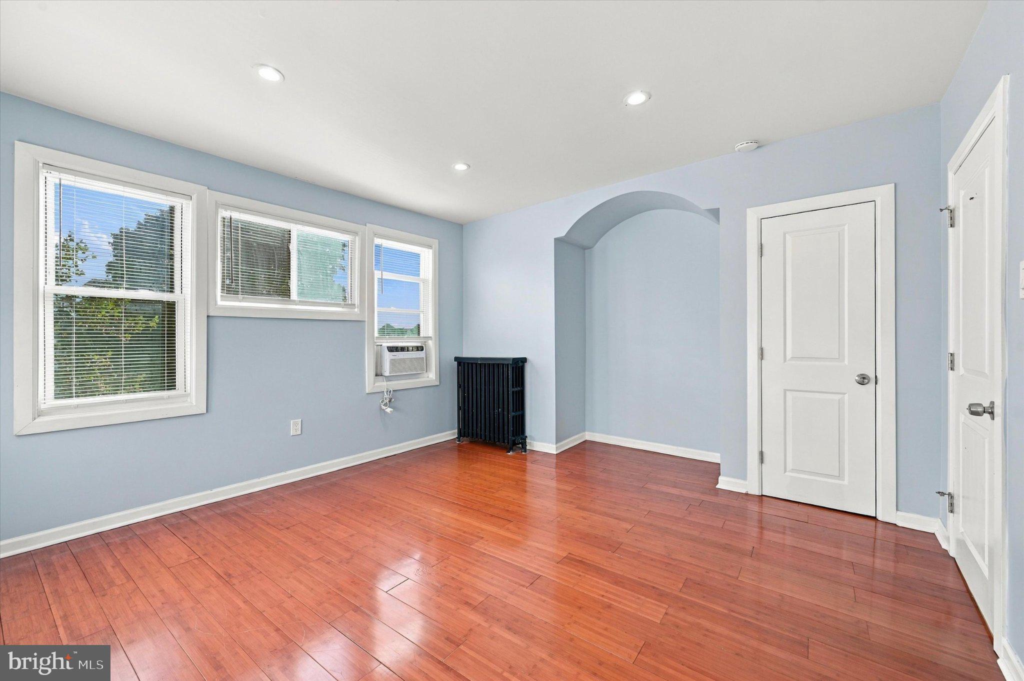 7076 Forrest Ave, Philadelphia, PA 19138 photo