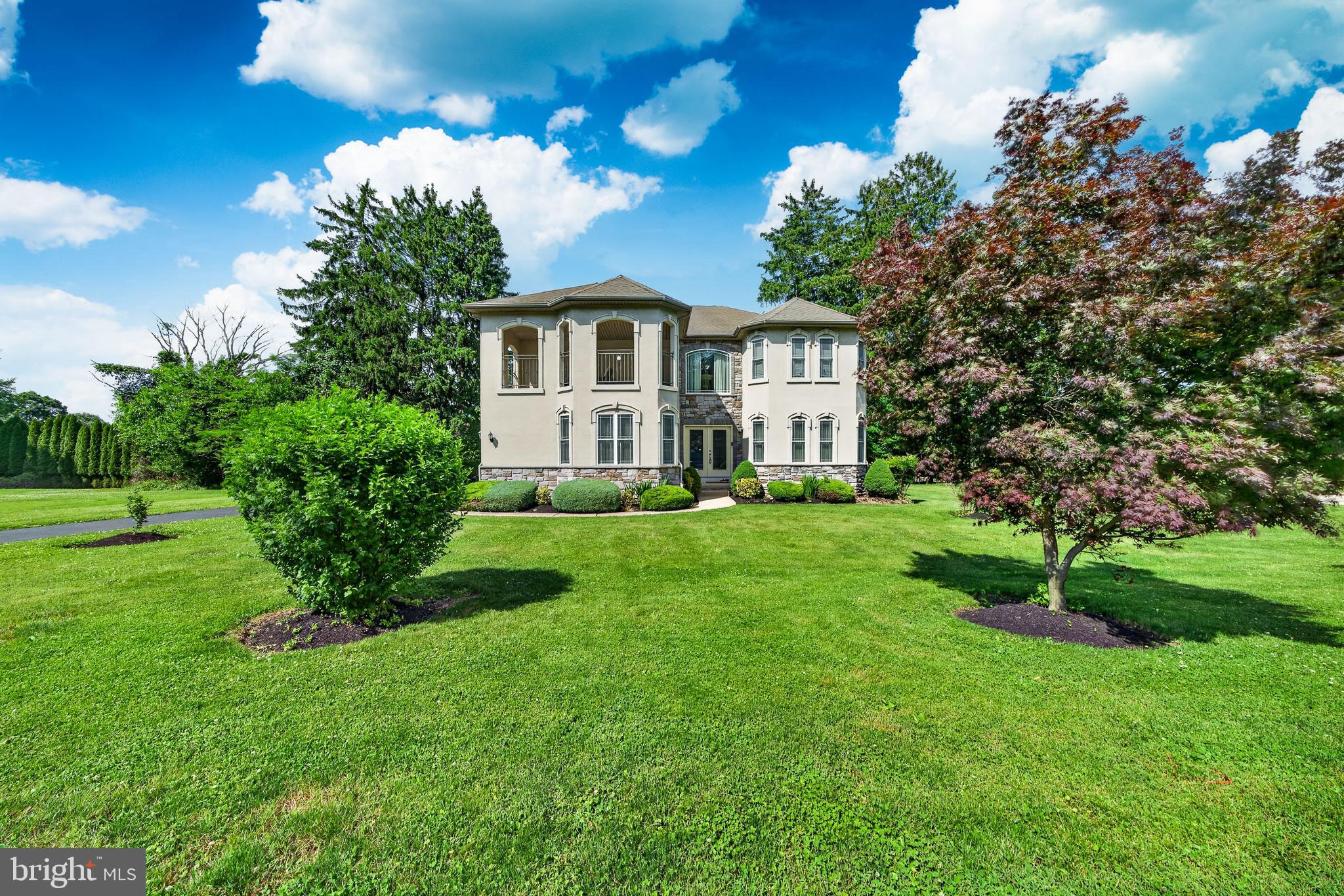 261 Pheasant Dr, Huntingdon Valley, PA 19006 photo
