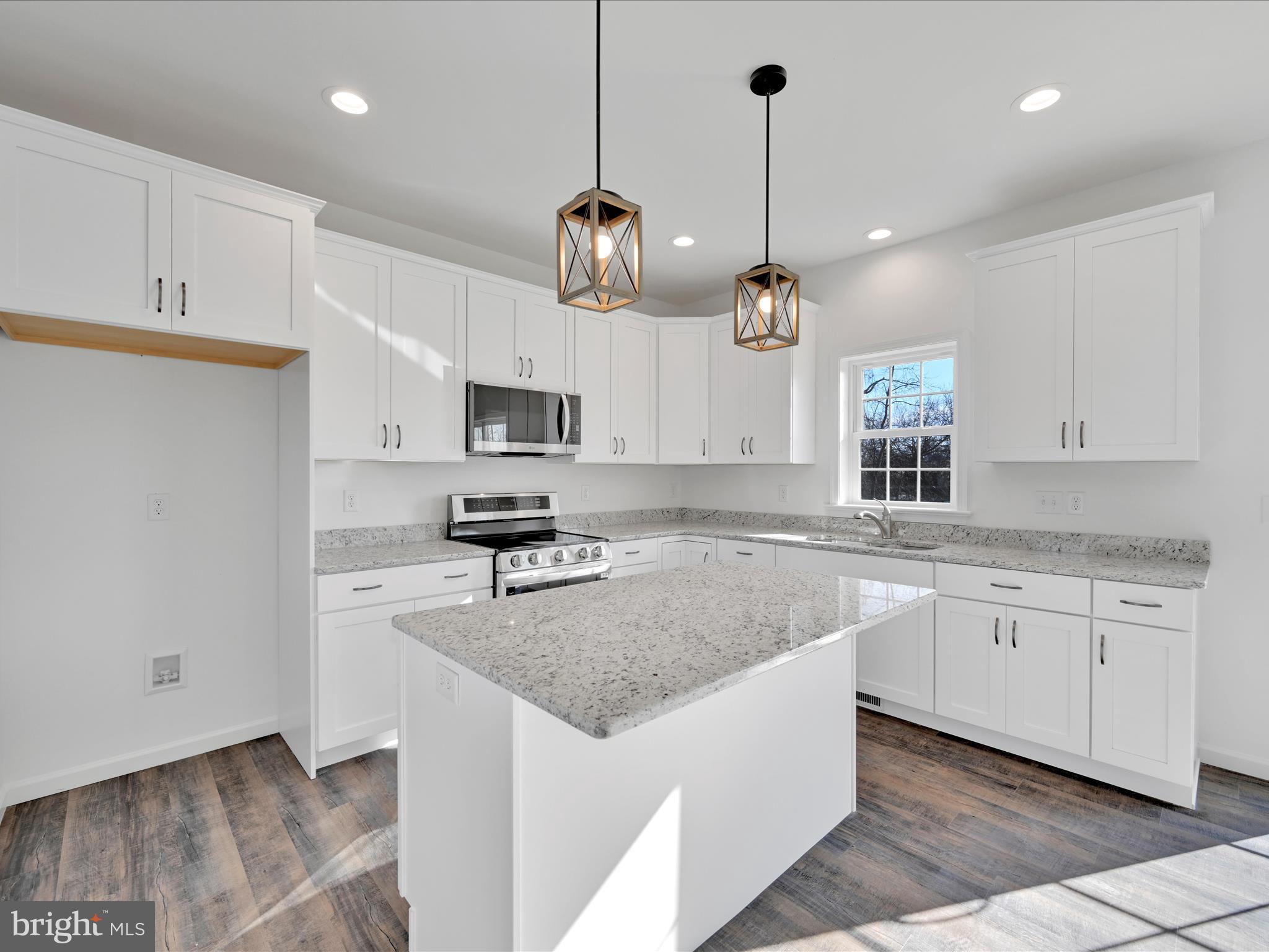 25 American Ave, Carlisle, PA 17013 photo
