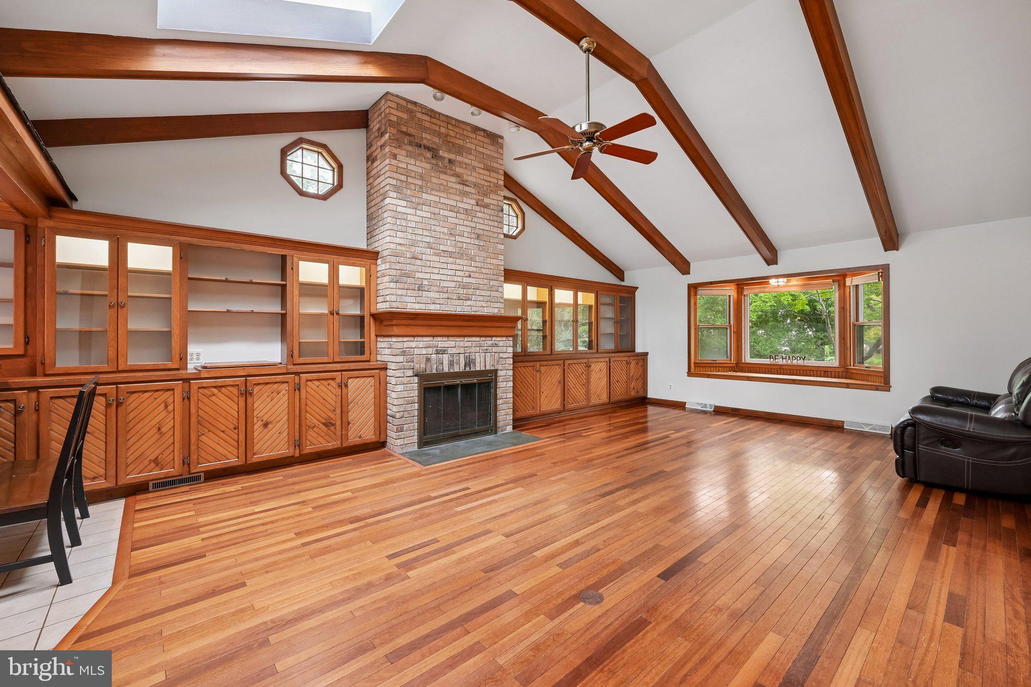 3 Darvel Dr, West Windsor, NJ 08550 photo