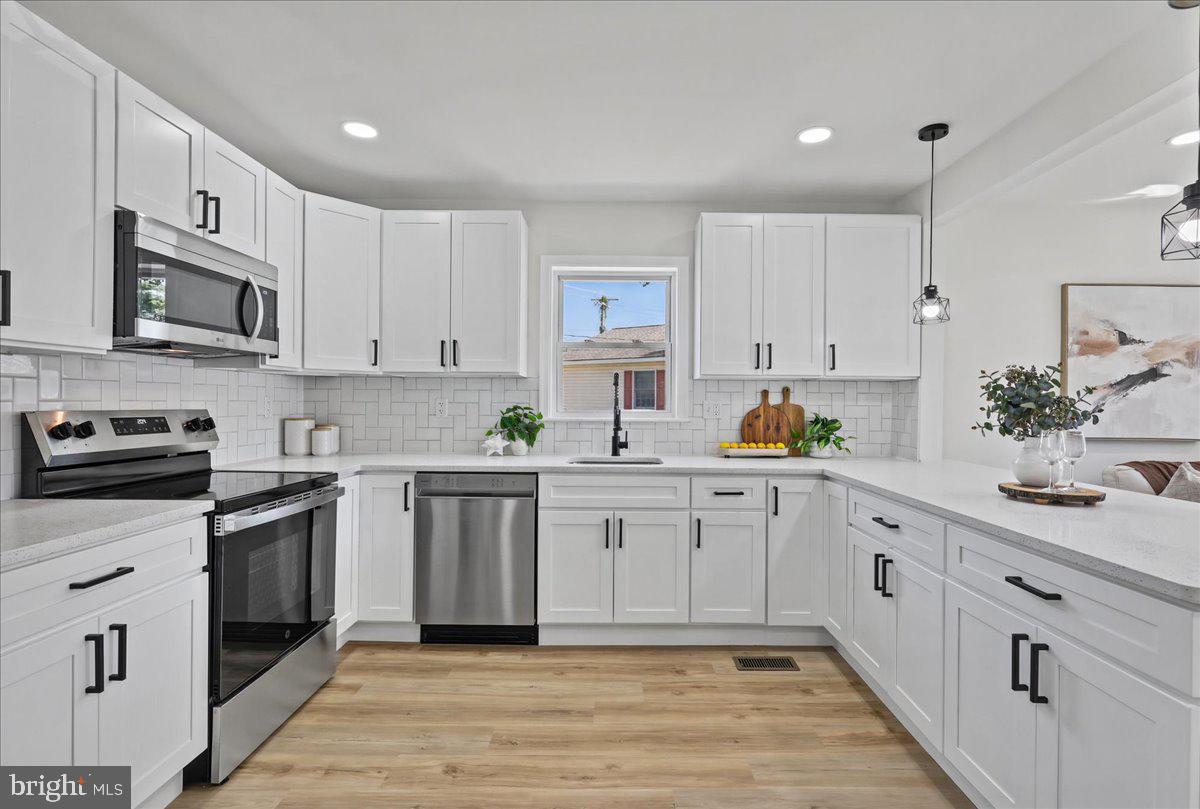936 Genine Ct, Glen Burnie, MD 21060