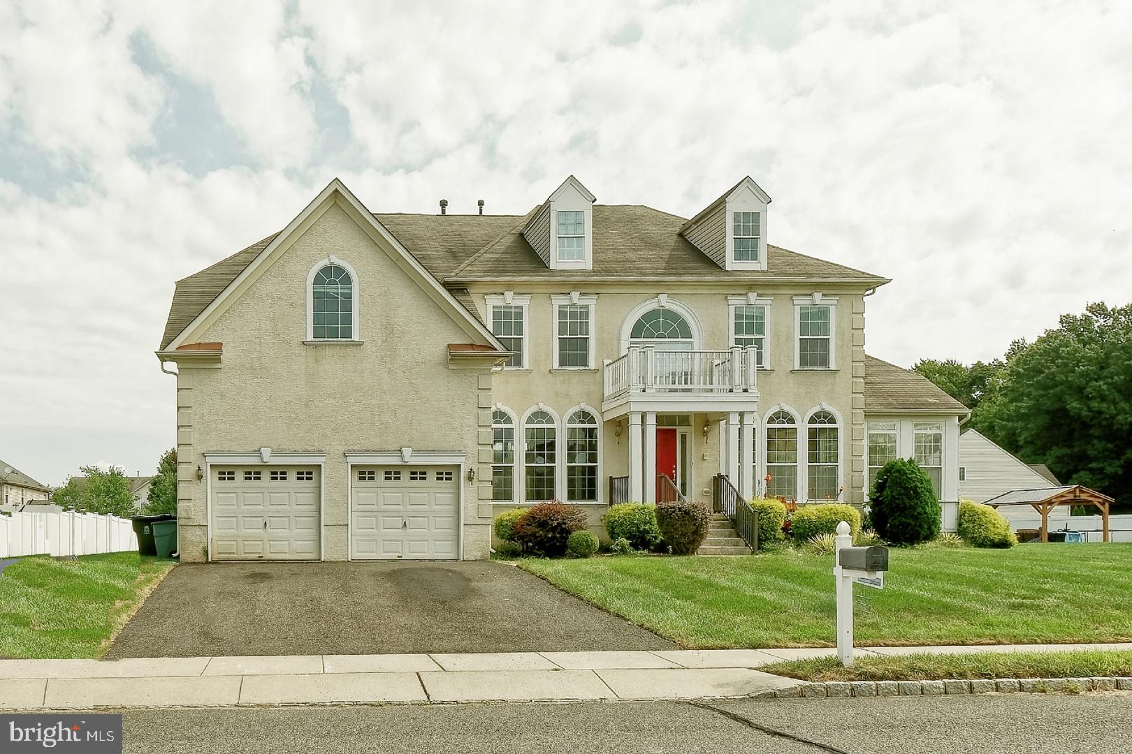 7 Dudley Dr, Burlington Township, NJ 08016