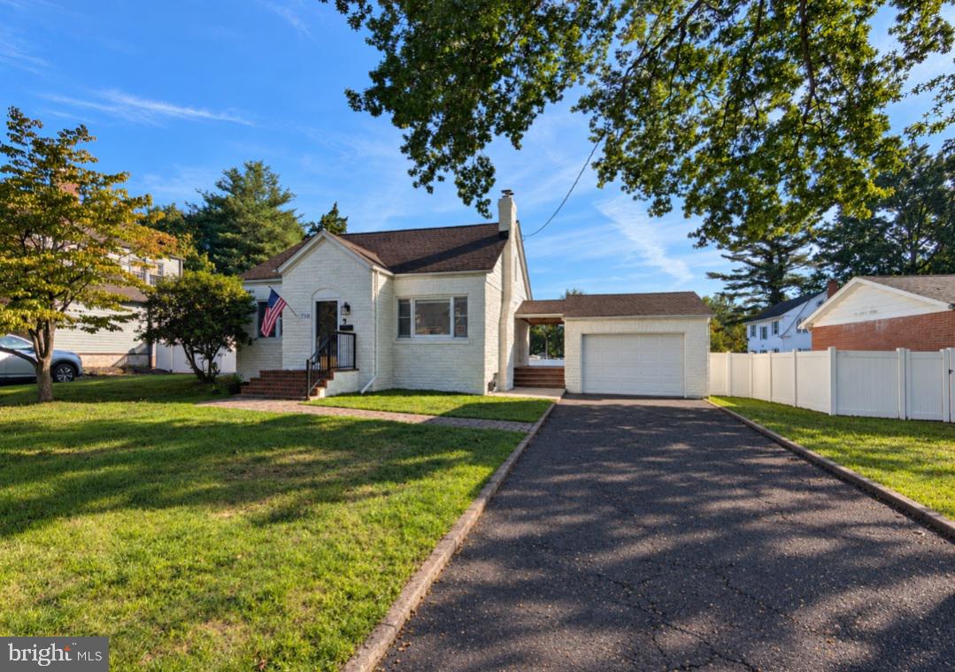 710 Lafayette Ave, Hadley, PA 19067