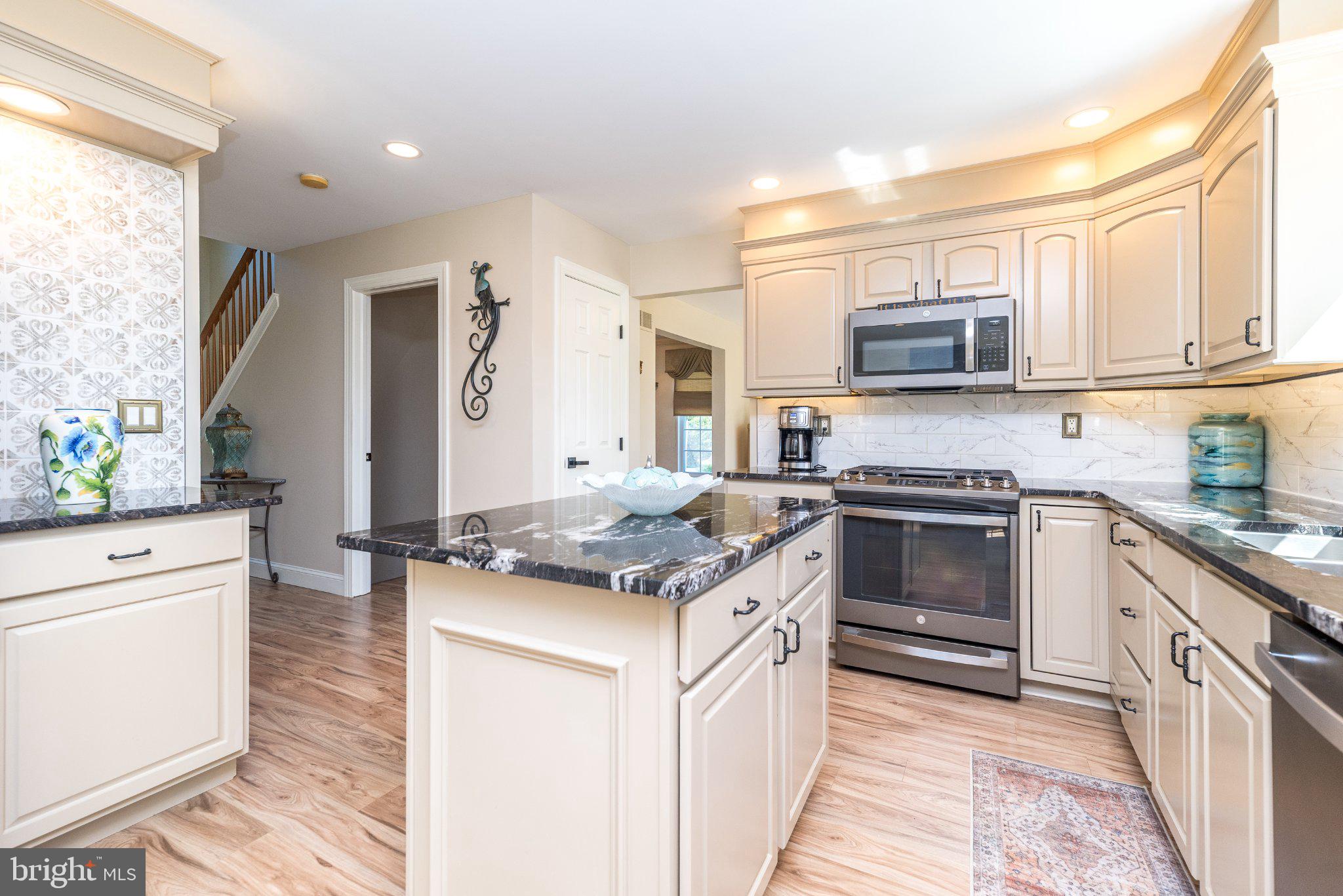 1616 Stony Cir, Quakertown, PA 18951 photo