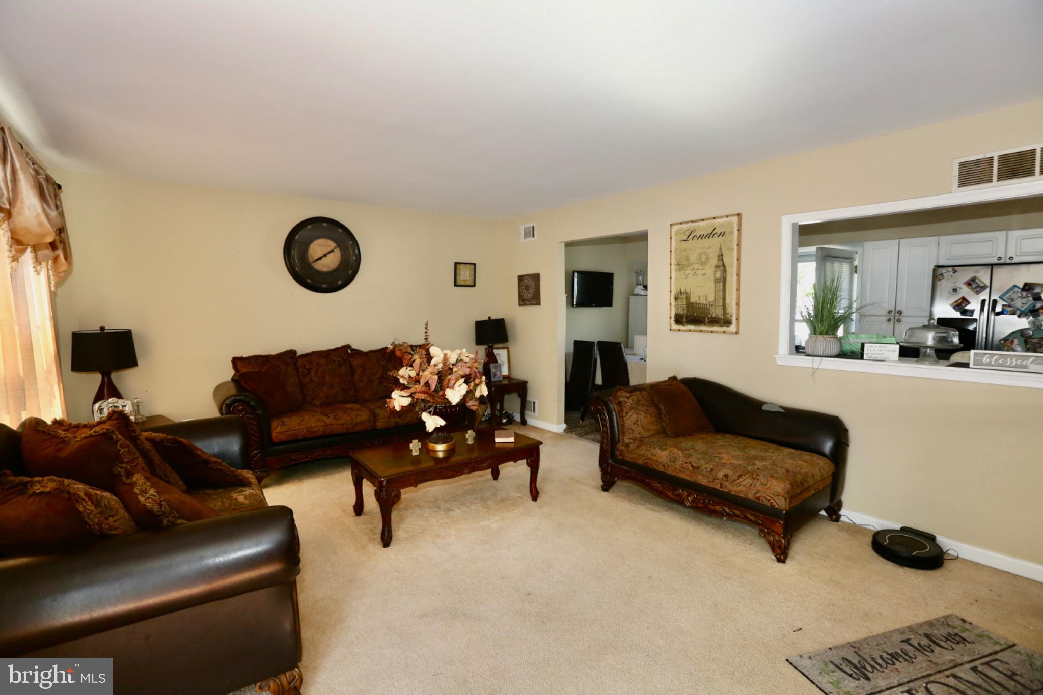 14 Uranus Rd, Sewell, NJ 08080 photo