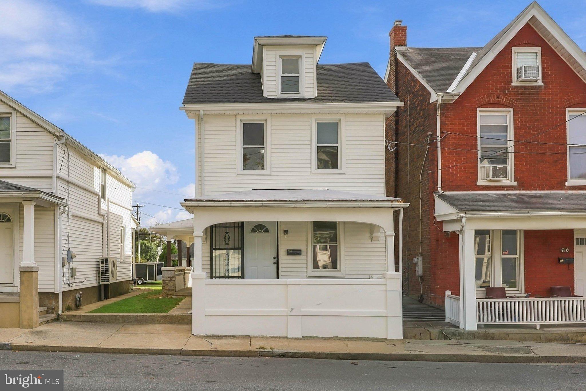 708 Locust St, Lebanon, PA 17042