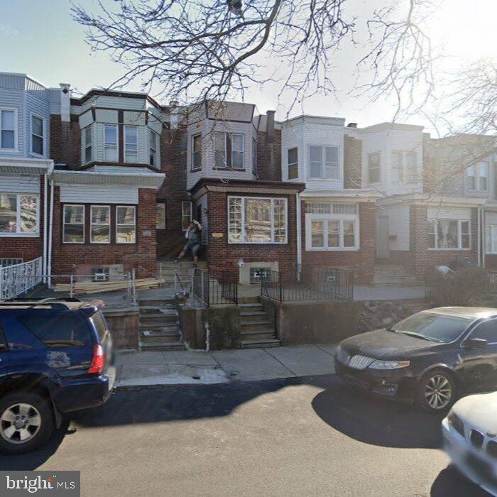 726 Rockland St, Philadelphia, PA 19120