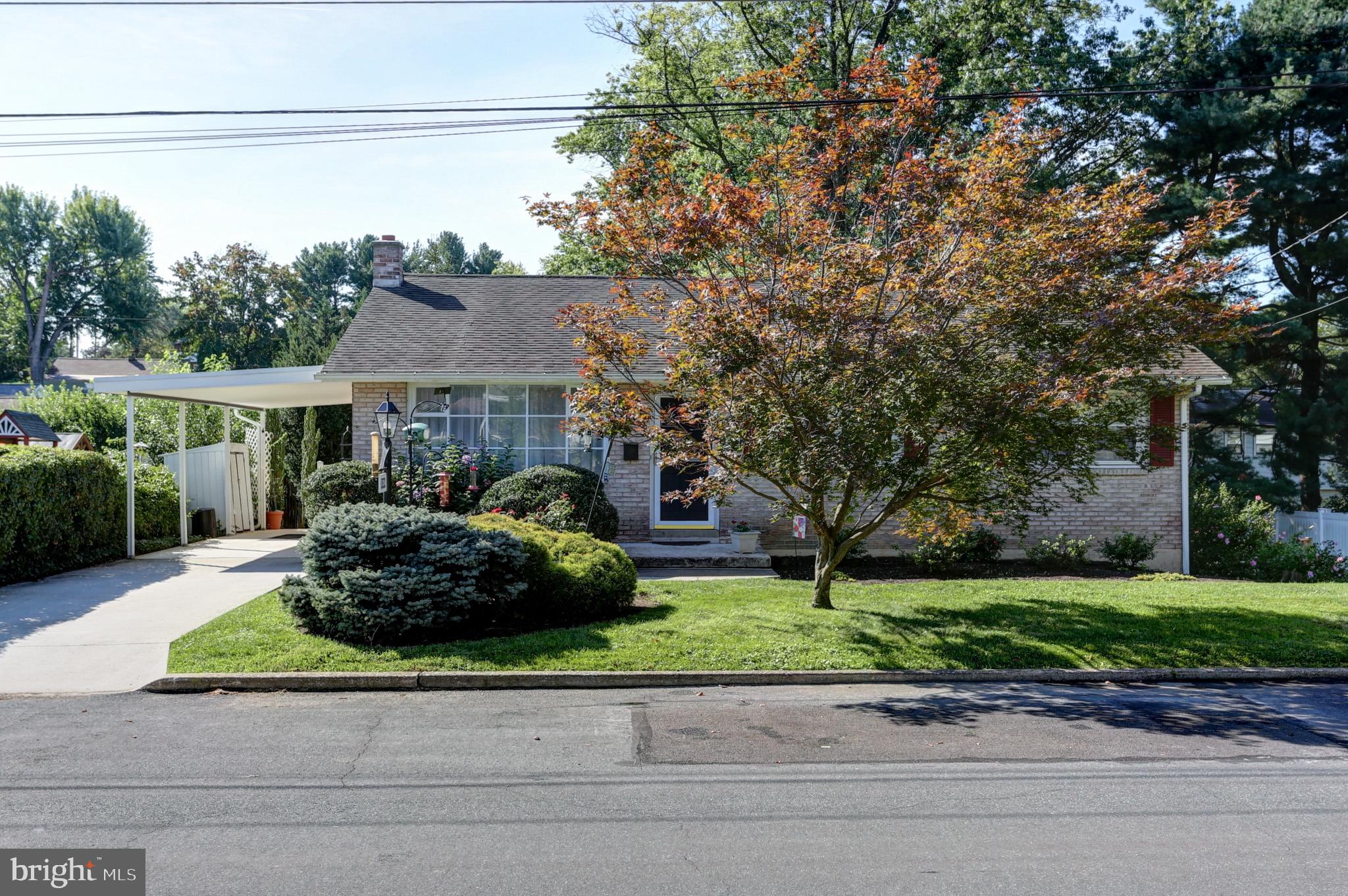 1915 Lincoln St, Camp Hill, PA 17011