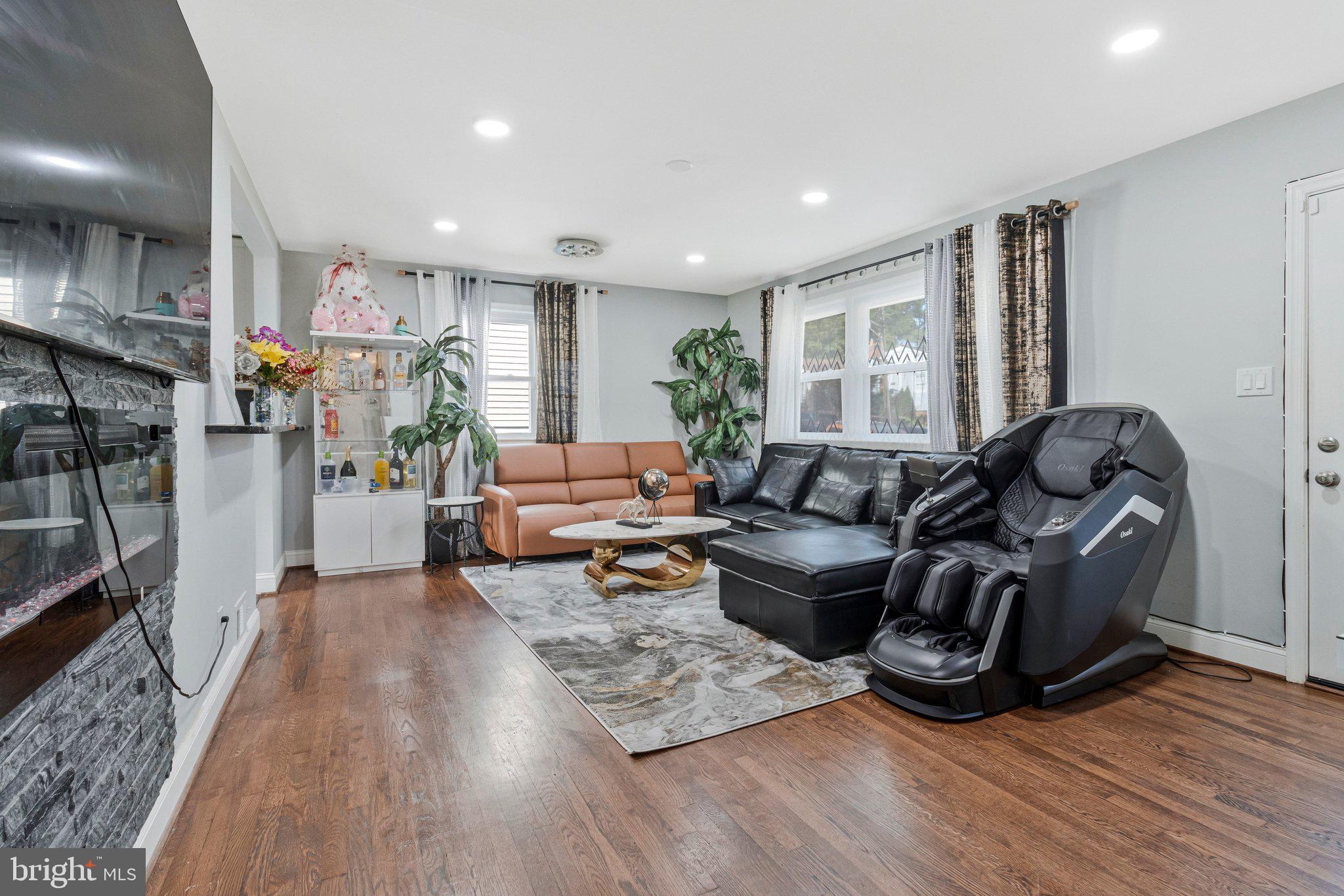 9217 3rd St, Lanham, MD 20706 photo