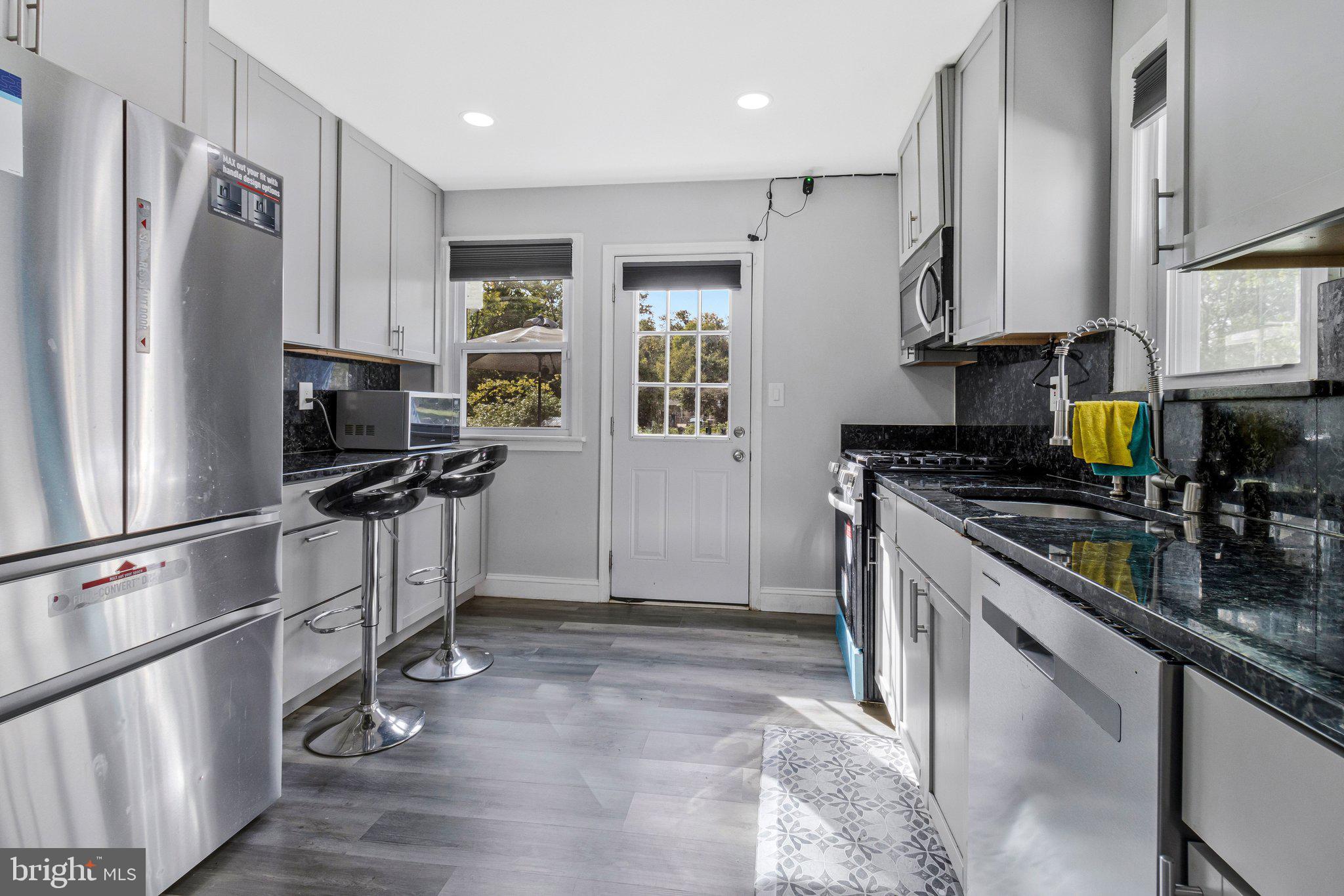 9217 3rd St, Lanham, MD 20706 photo