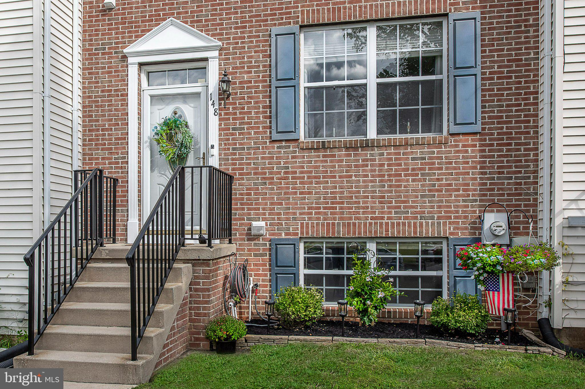 148 Stoneshire Dr, Glassborough, NJ 08028 photo