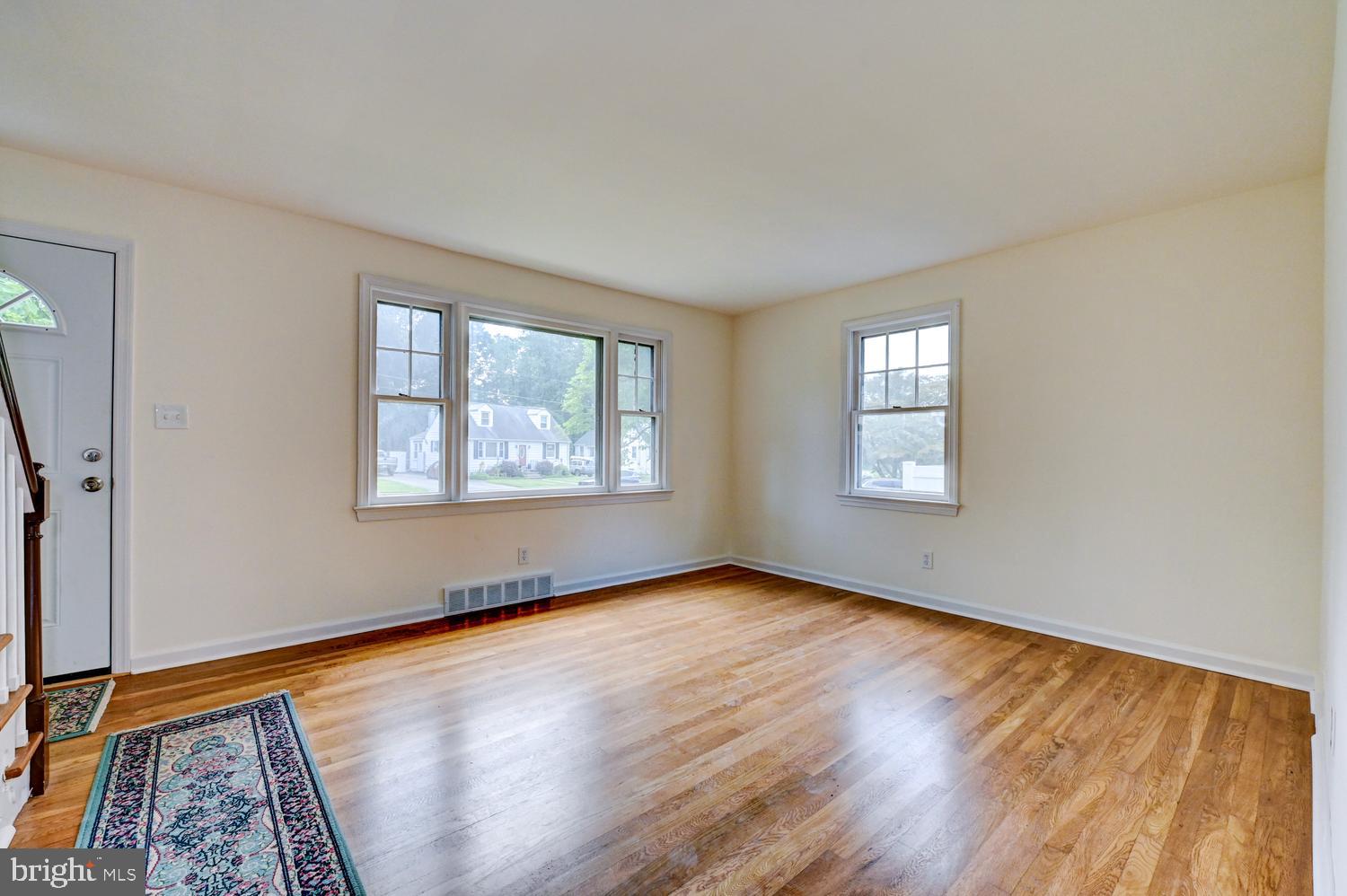 708 Nathan Hale Ave, Trenton, NJ 08648 photo