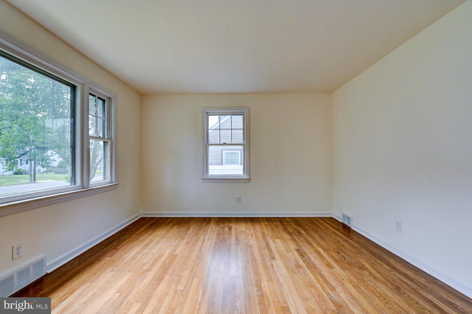 708 Nathan Hale Ave, Trenton, NJ 08648 photo