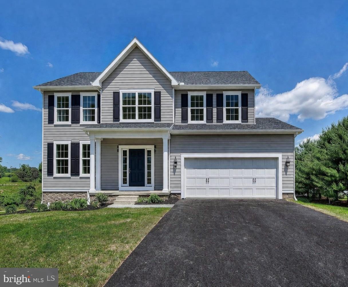 124 Flint Dr, Hanover, PA 17331