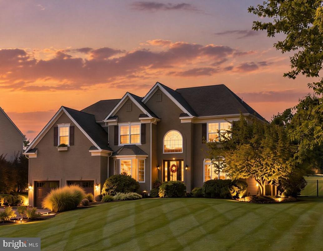 2 Burke Cir, Doylestown, PA 18901