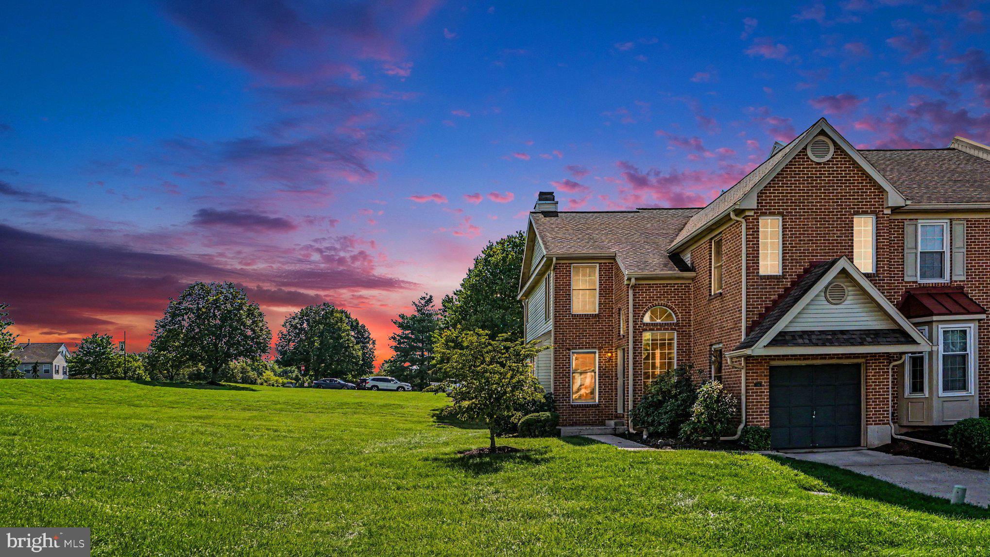 554 Greenwood Ct, Harleysville, PA 19438 photo