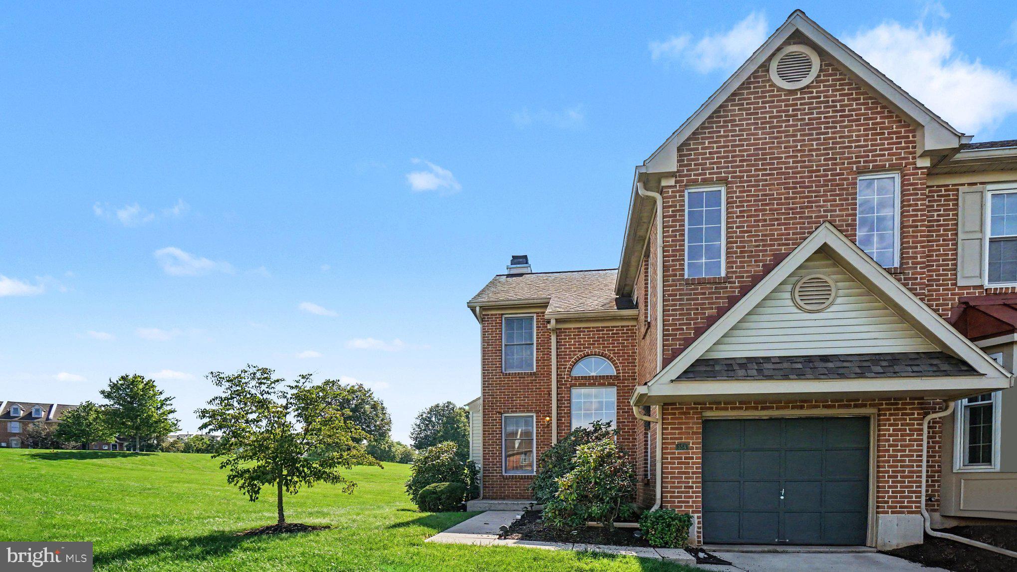 554 Greenwood Ct, Harleysville, PA 19438 photo
