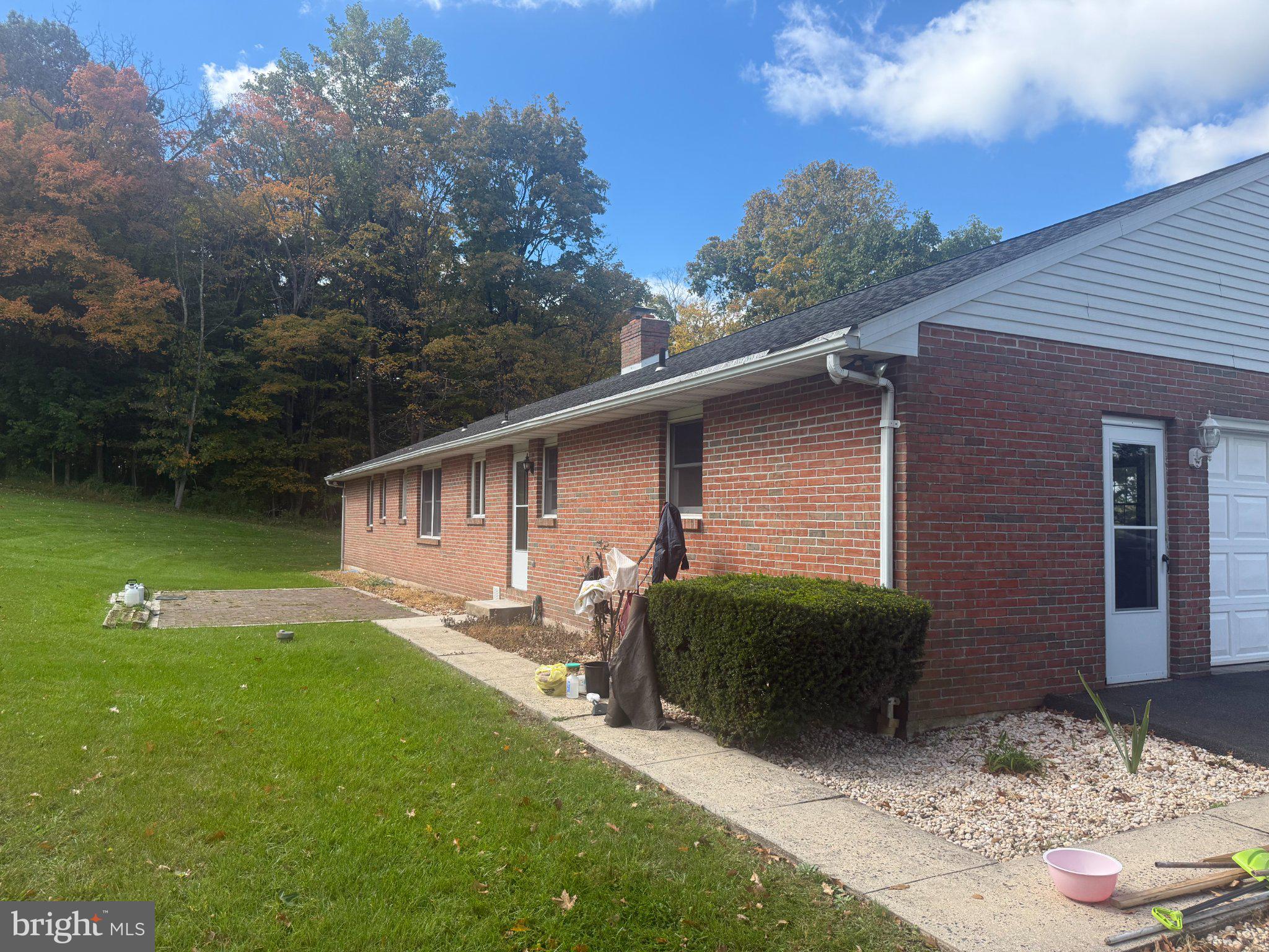 223 Creek Rd, Boyertown, PA 19512 photo