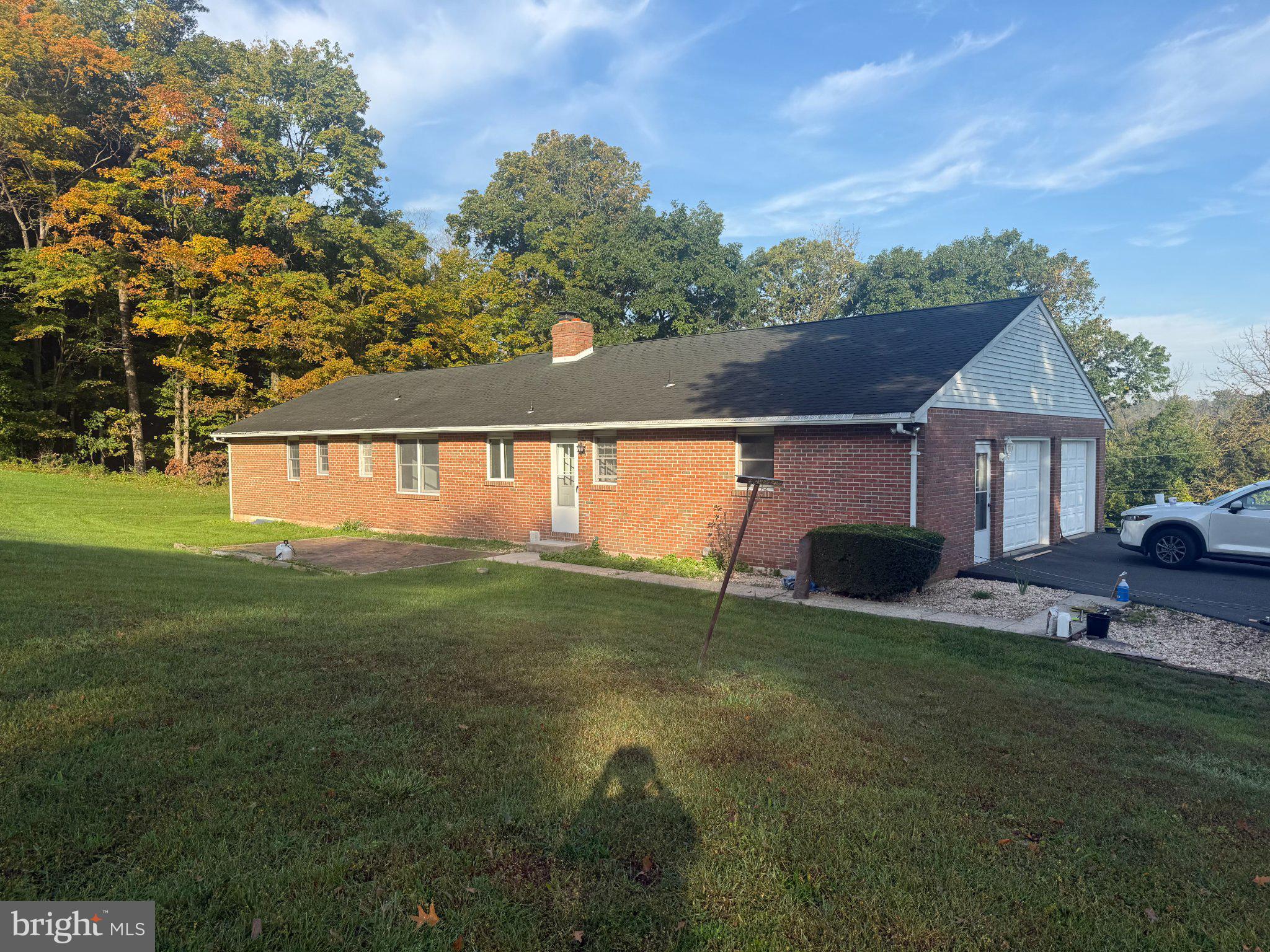 223 Creek Rd, Boyertown, PA 19512 photo