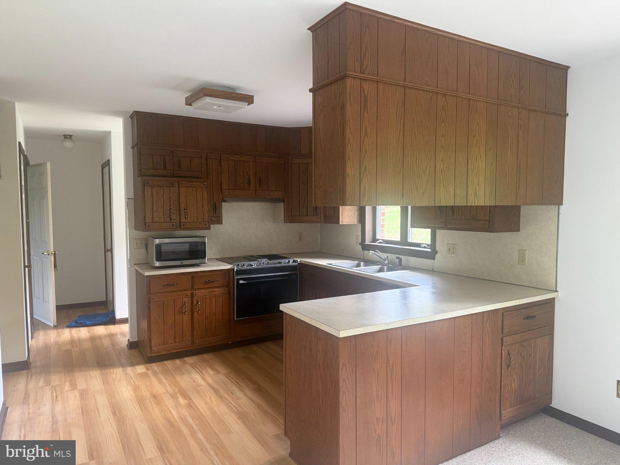 223 Creek Rd, Boyertown, PA 19512 photo