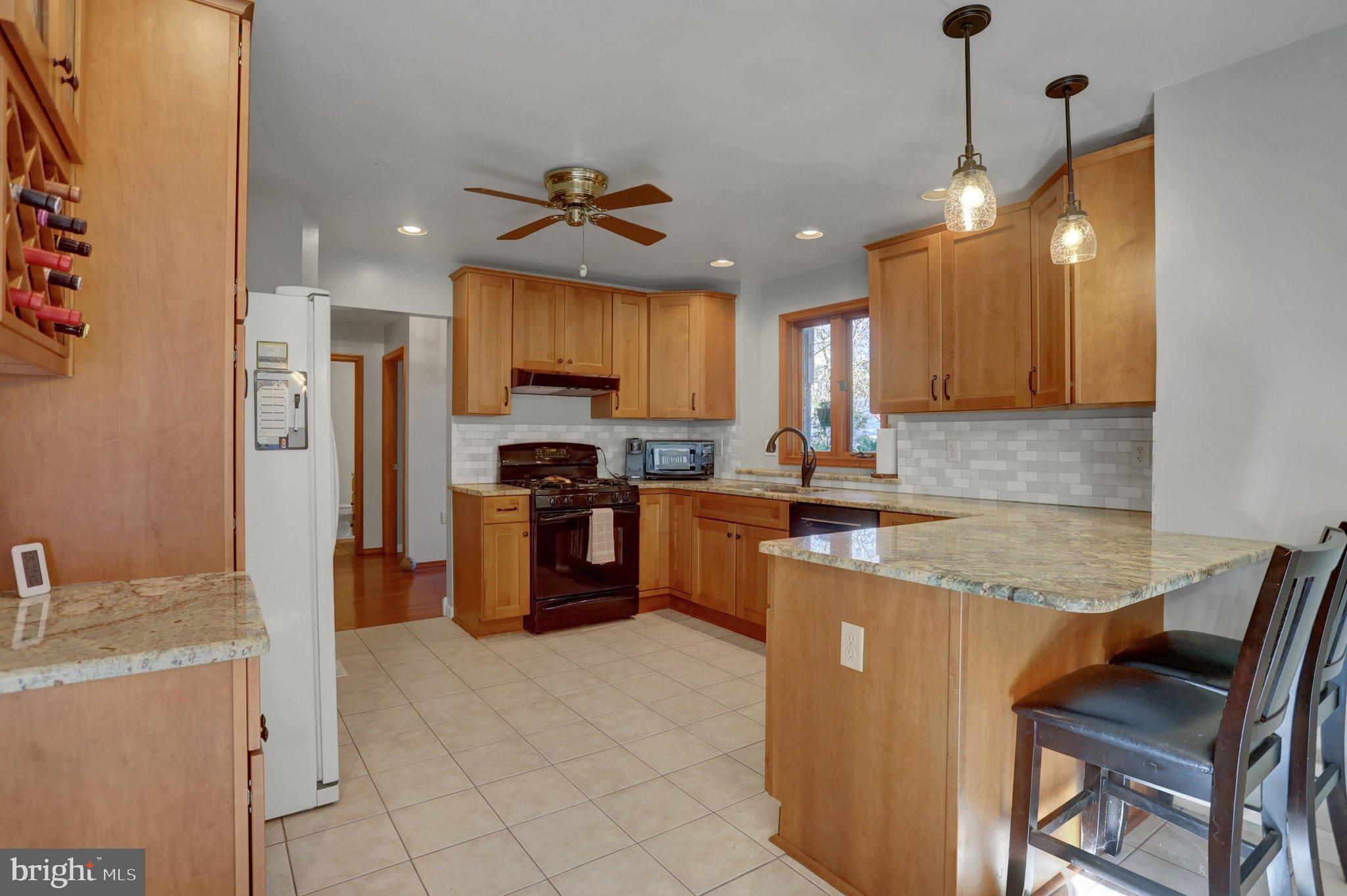 5814 Barnsley Dr, Harrisburg, PA 17111 photo