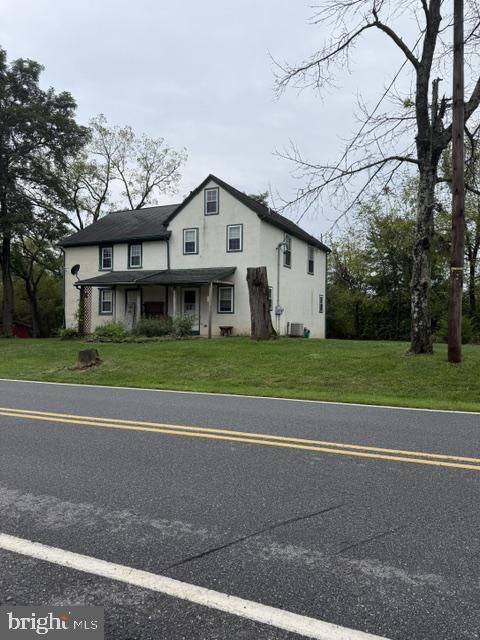 2548 Limekiln Rd, Douglassville, PA 19518