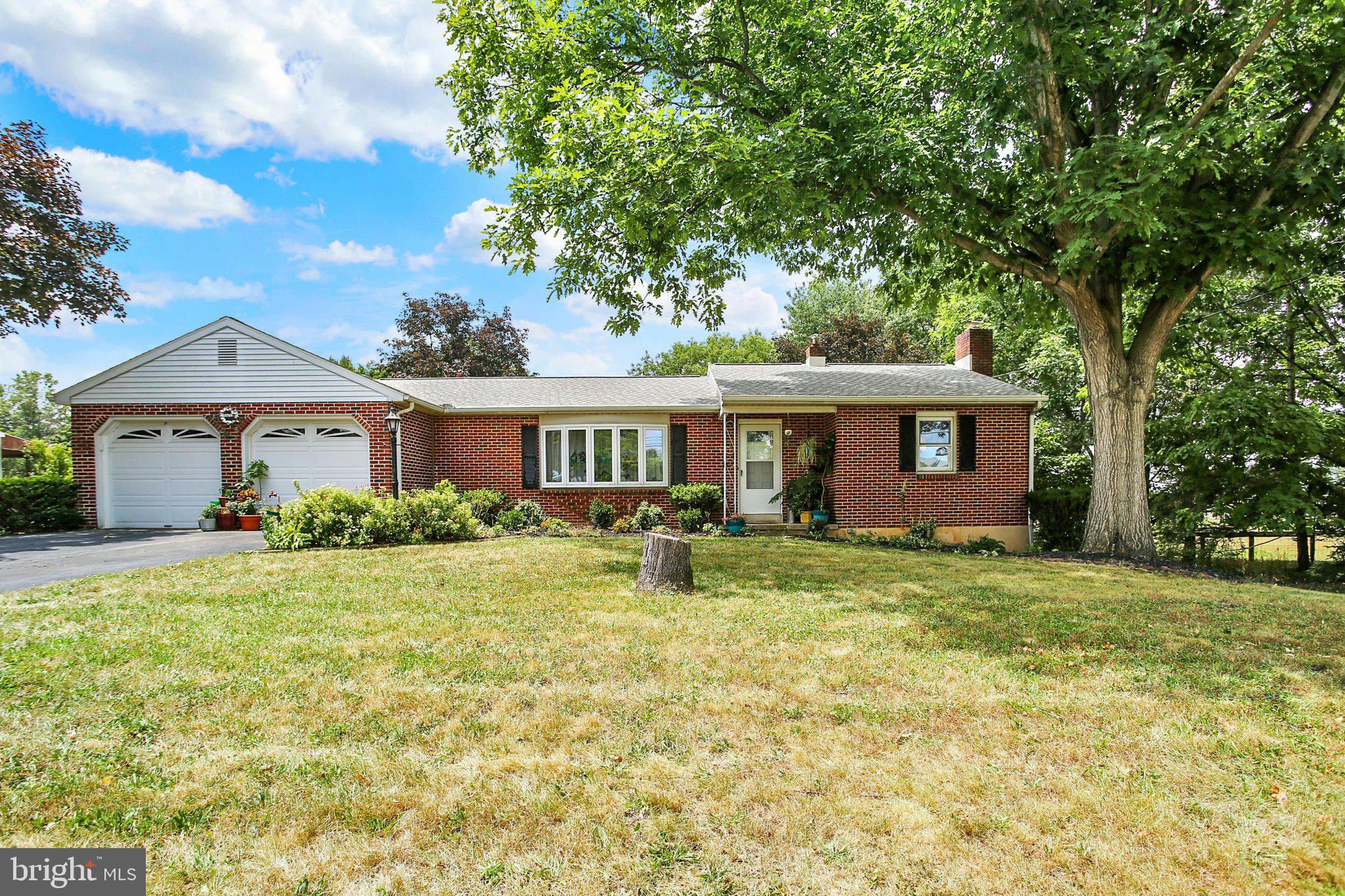 169 Trail Rd, Hershey, PA 17033 photo