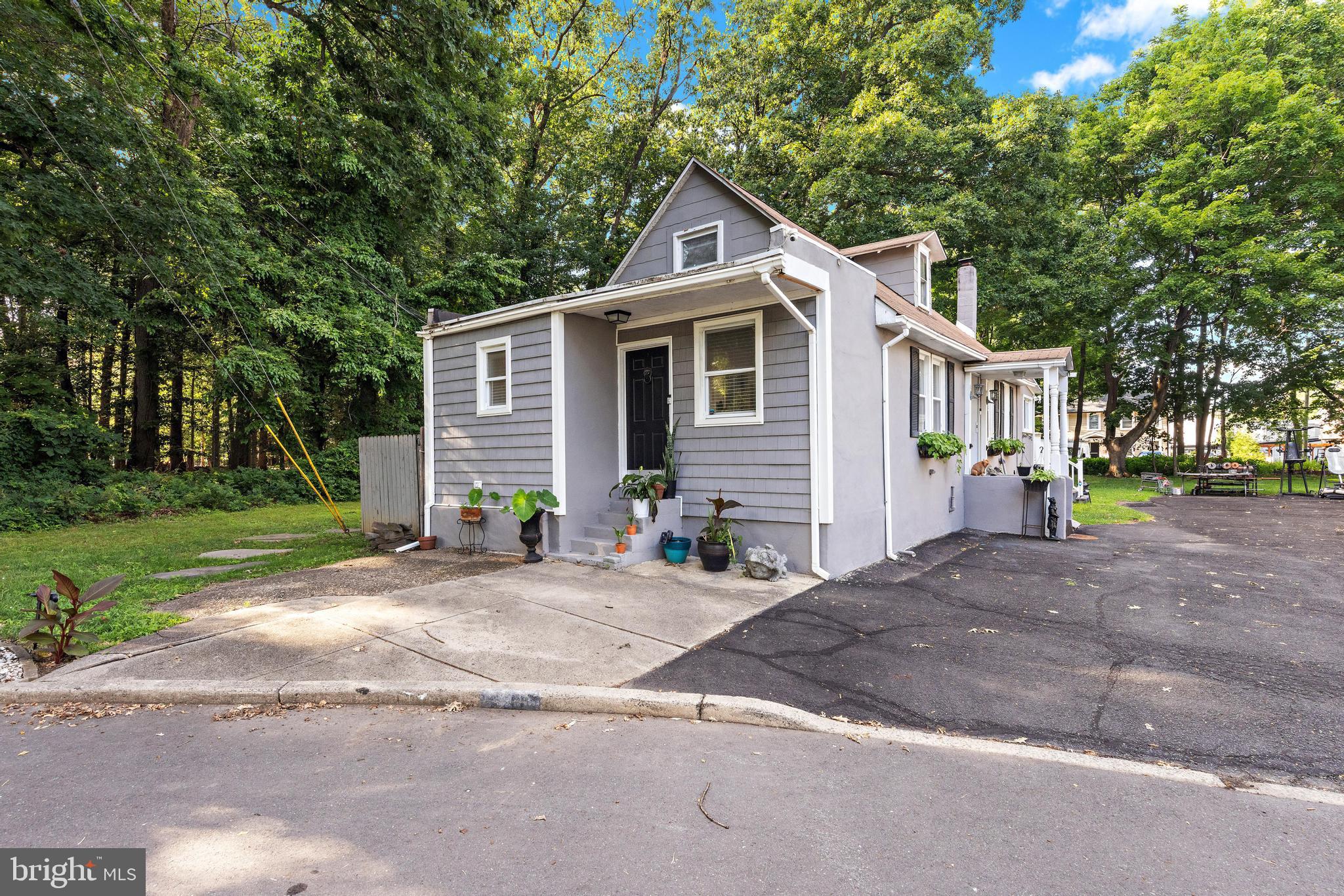 241 Roseland Ave, Lawrence Township, NJ 08648 photo