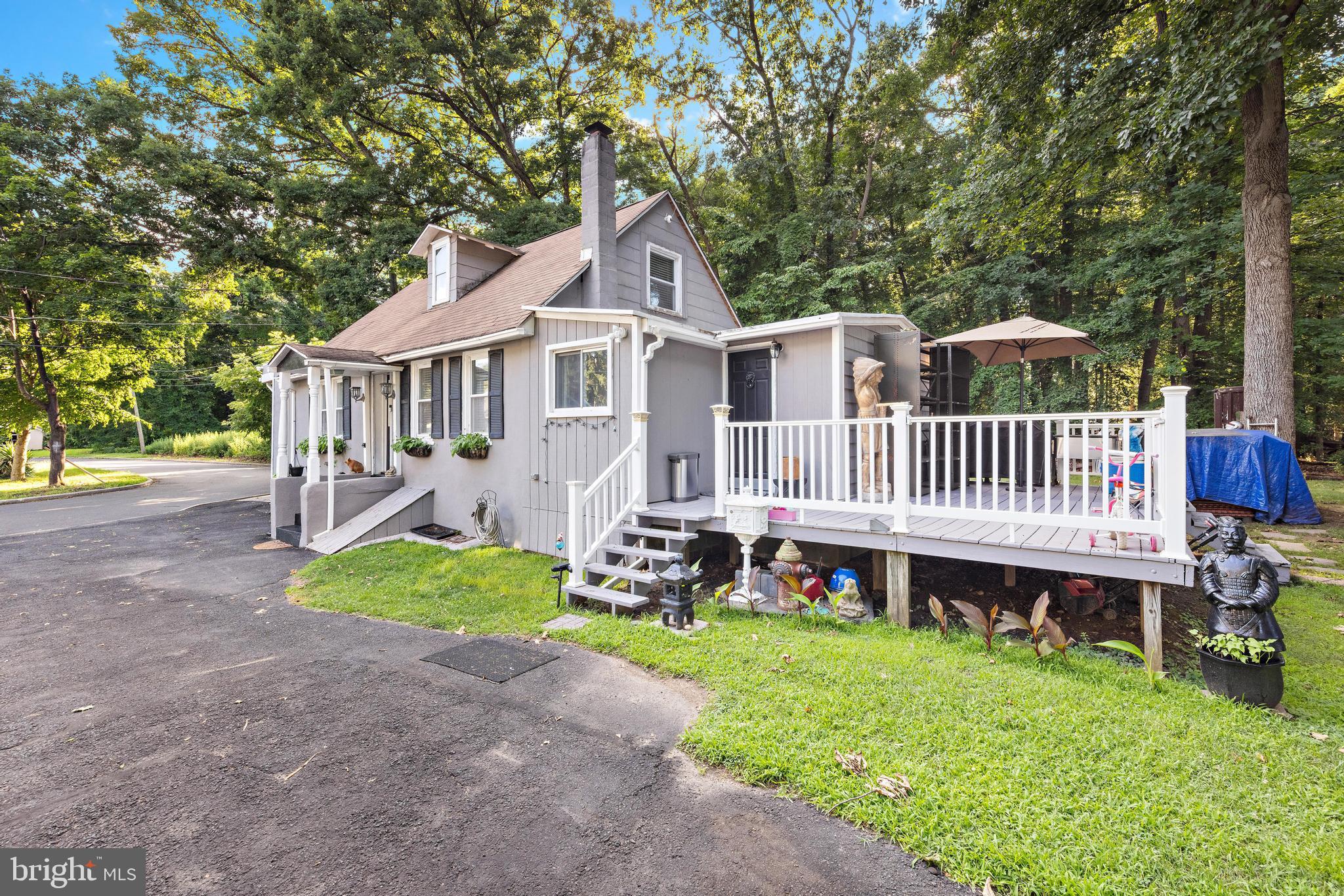 241 Roseland Ave, Lawrence Township, NJ 08648 photo