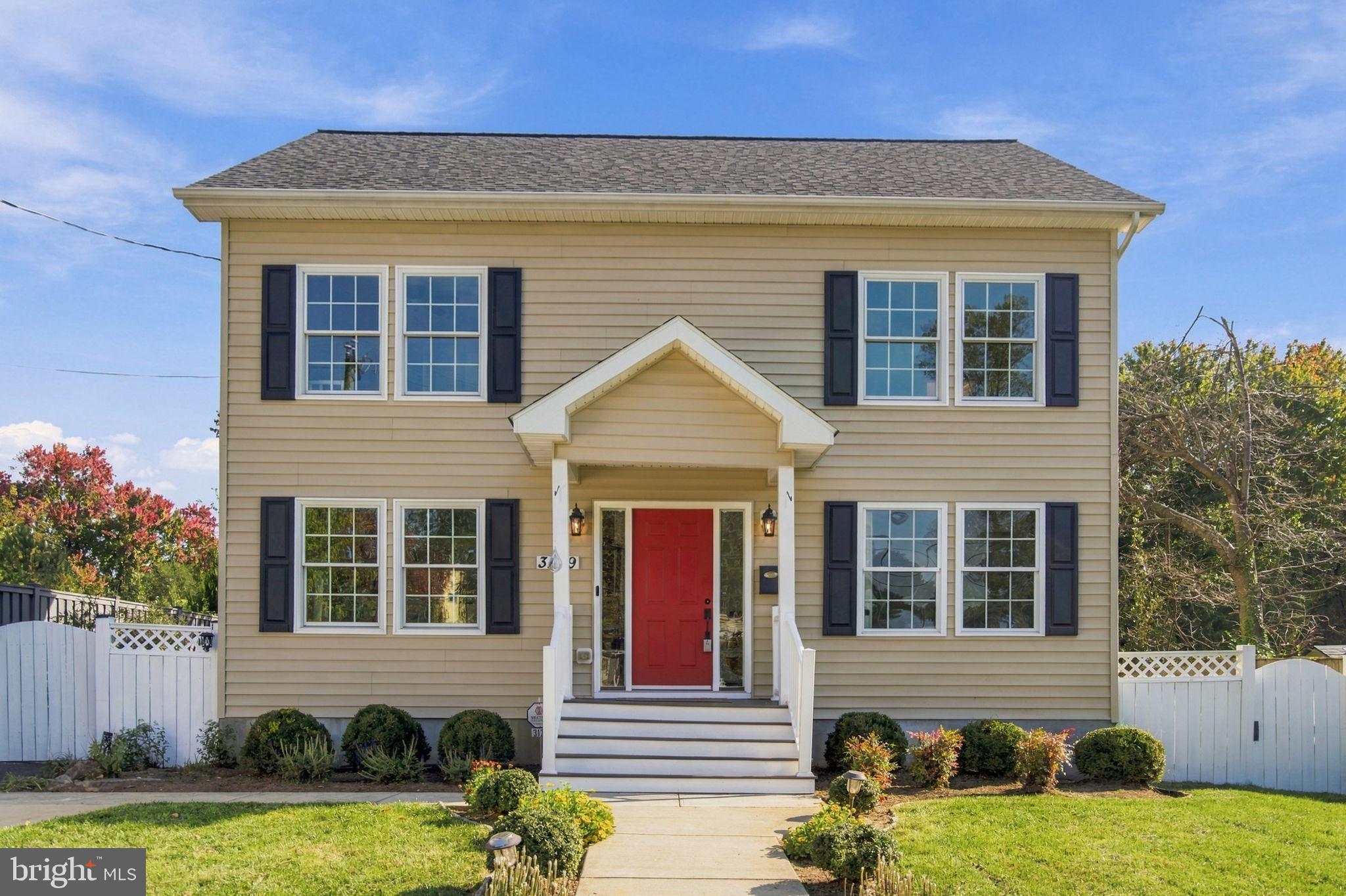 3129 Hodge Pl, Falls Church, VA 22042