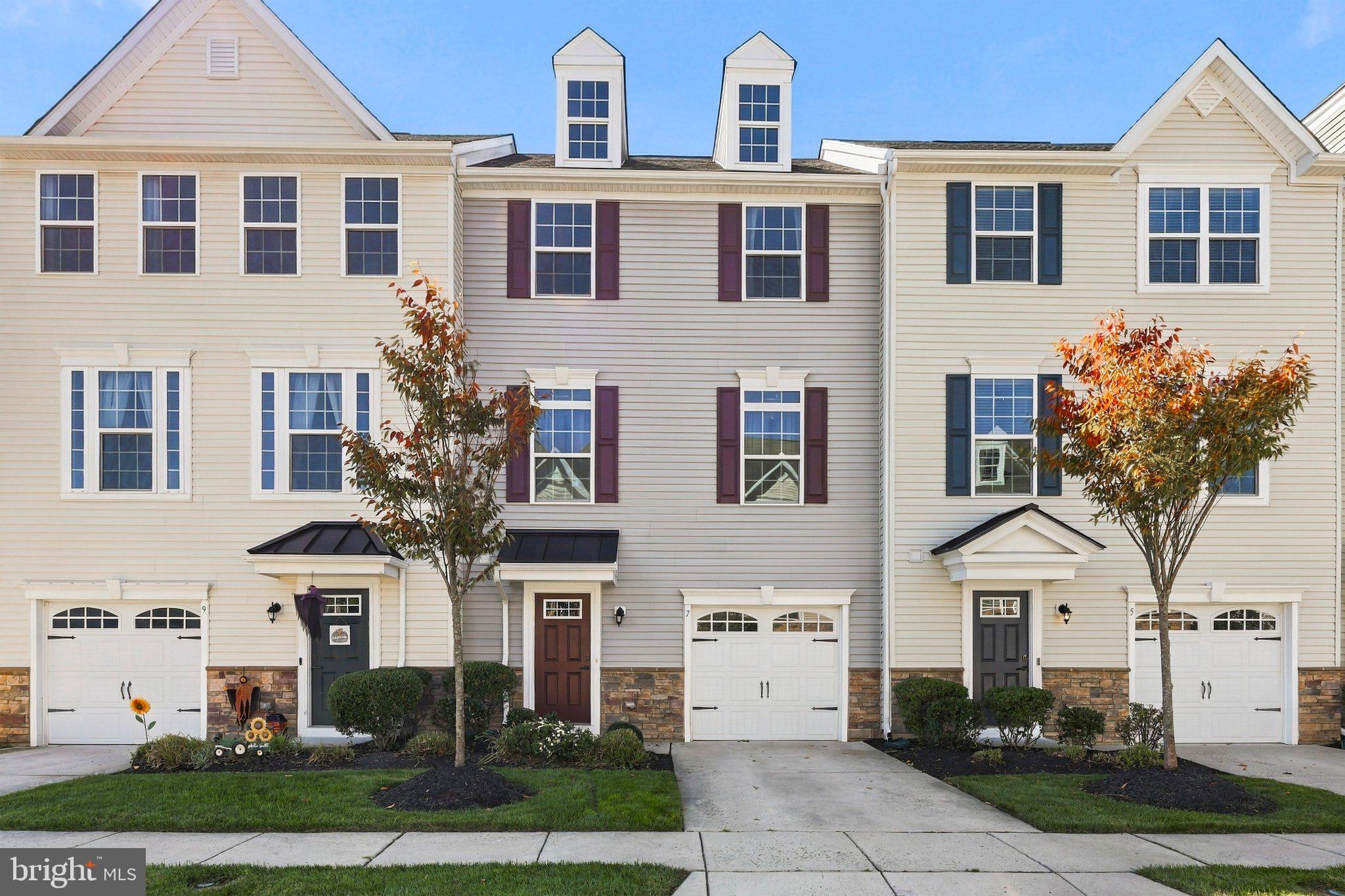 7 Cardinal Ct, Sewell, NJ 08080