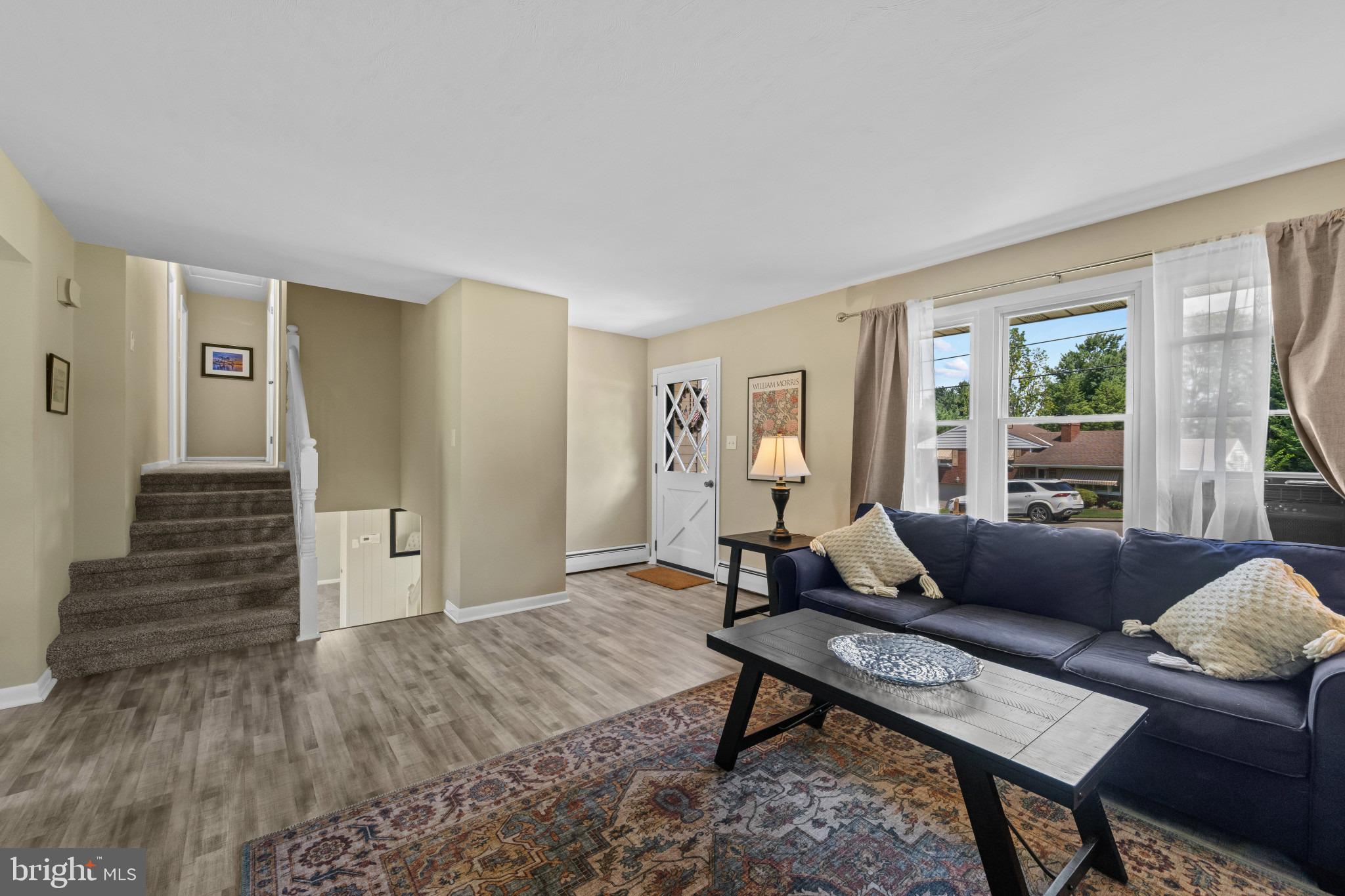108 Hirtland Ave, Hanover, PA 17331 photo