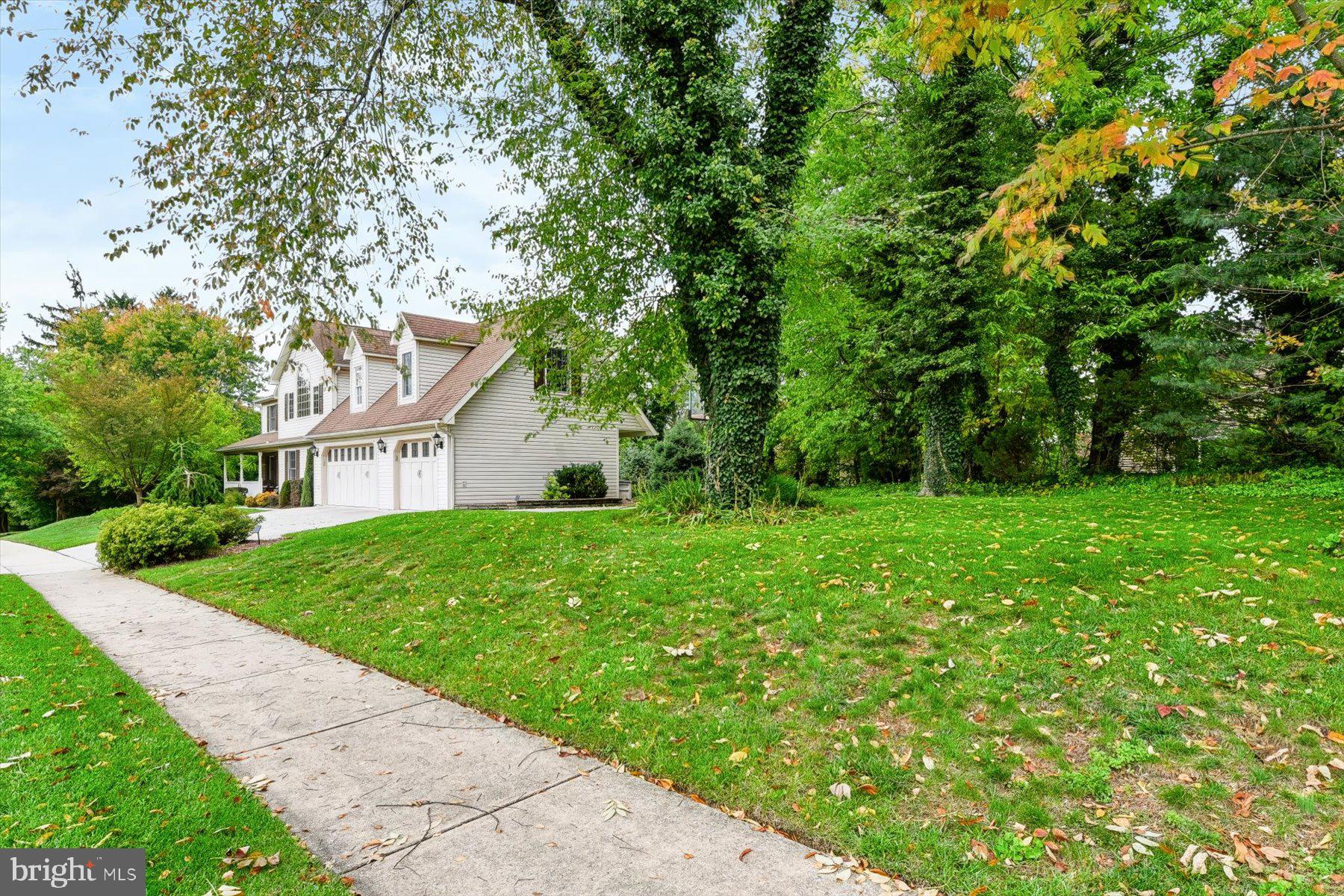 6468 Heatherfield Way, Harrisburg, PA 17112 photo