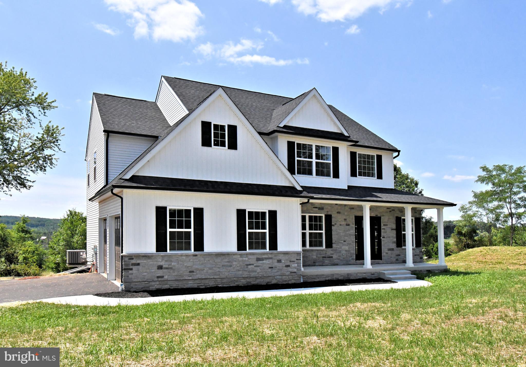 208 Schwenk Rd, Perkiomenville, PA 18074 photo