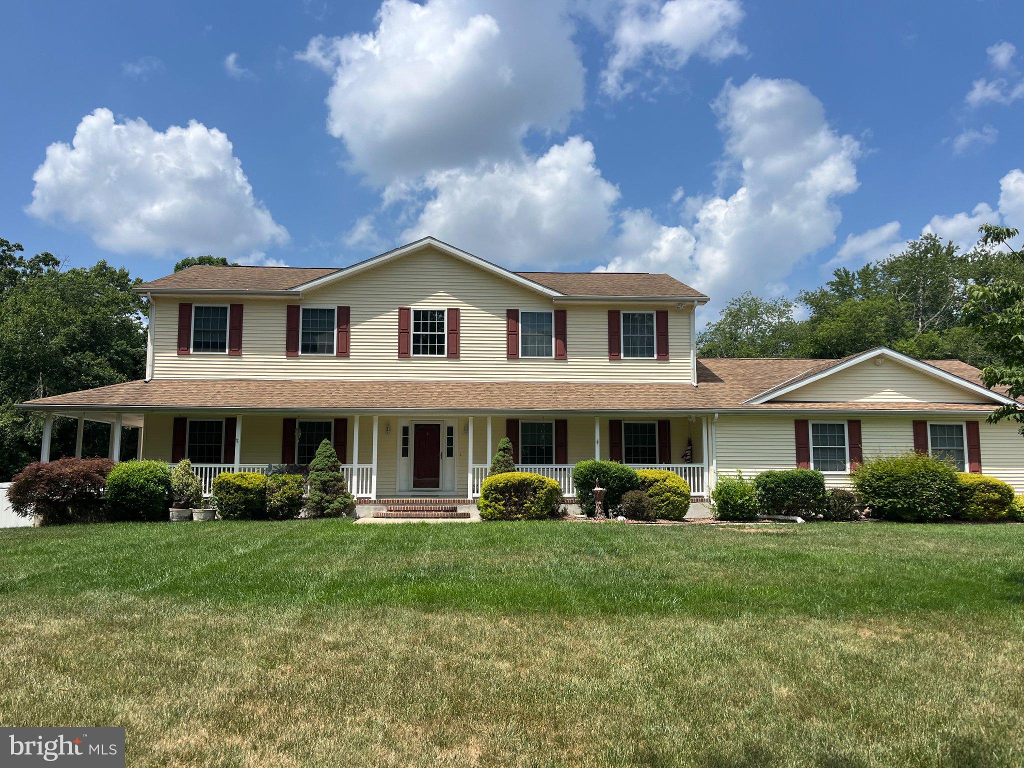 309 Weymouth Rd, Vineland, NJ 08360