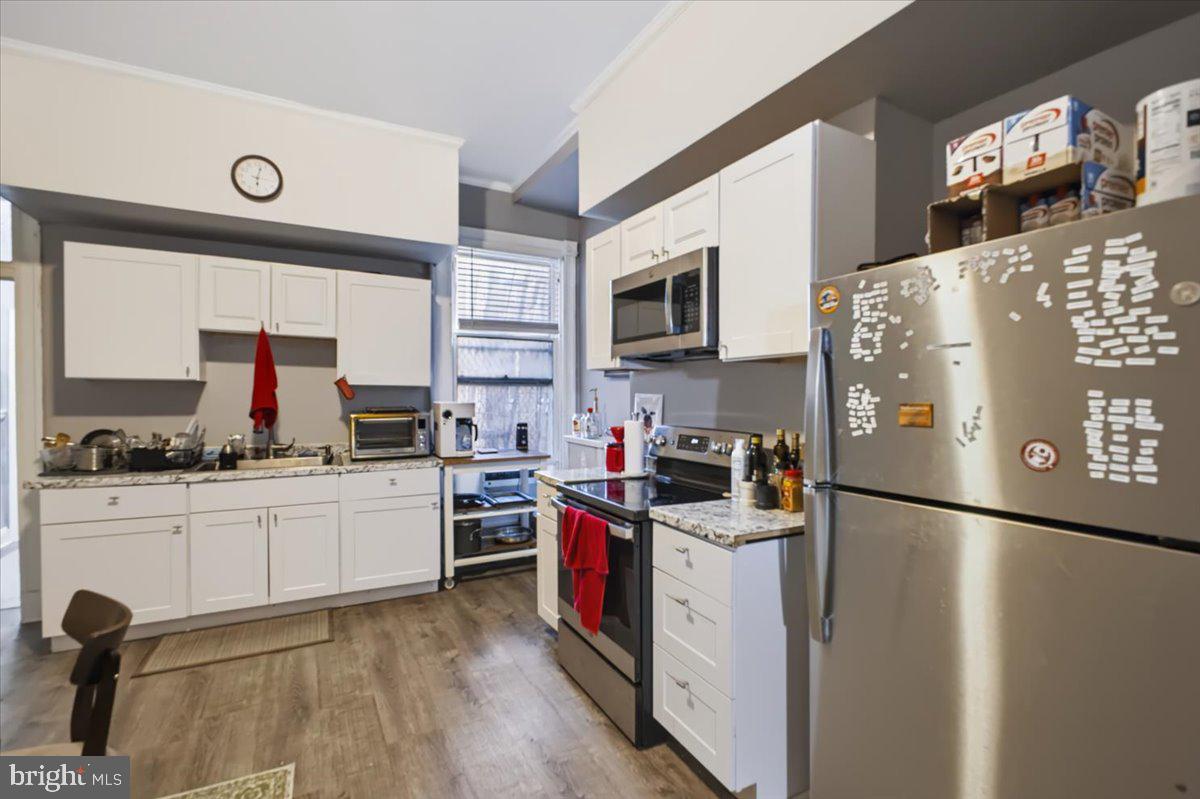 2908 N Calvert St, Baltimore, MD 21218 photo