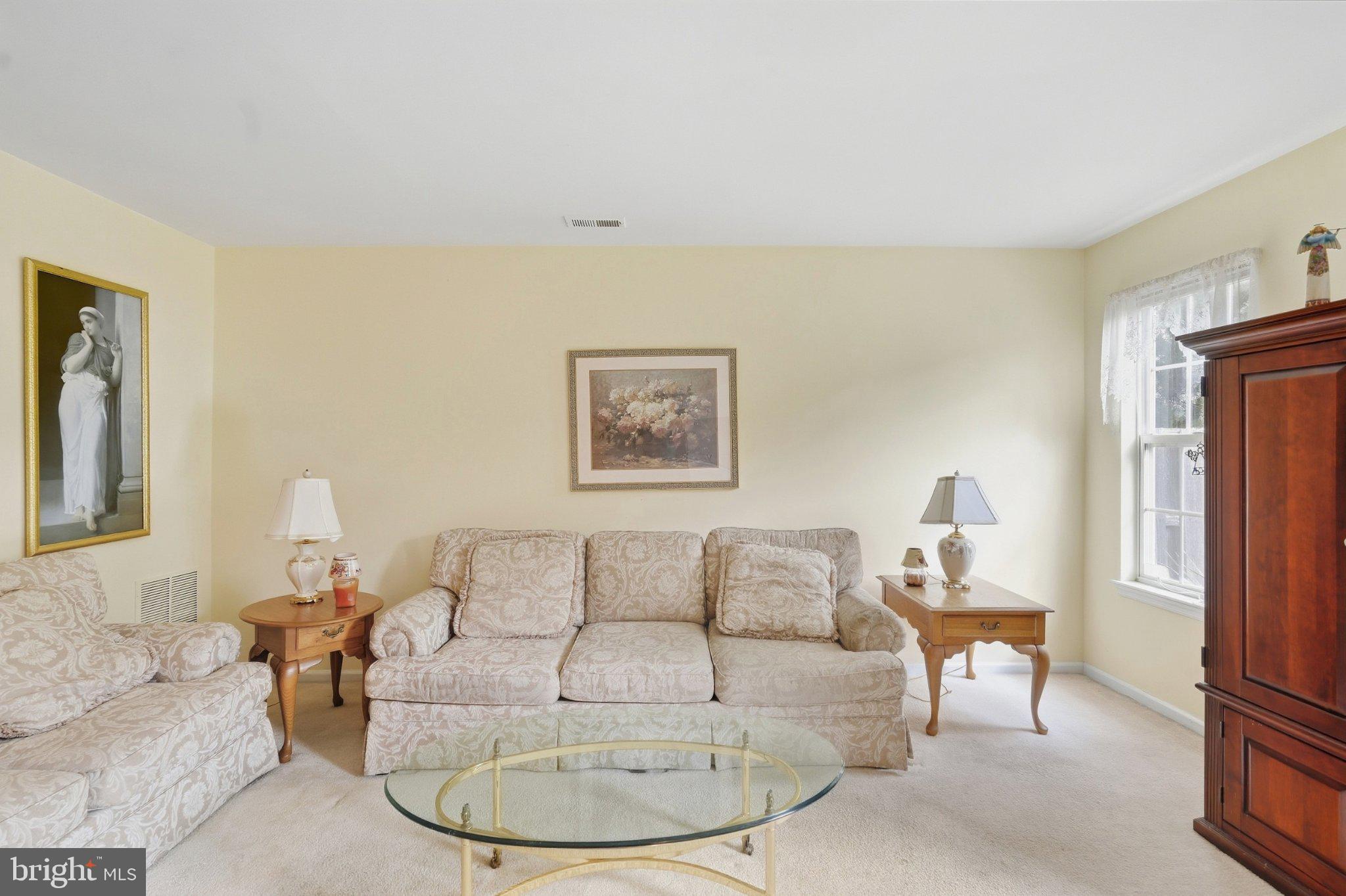 90 Cypress Pl, Newtown, PA 18940 photo