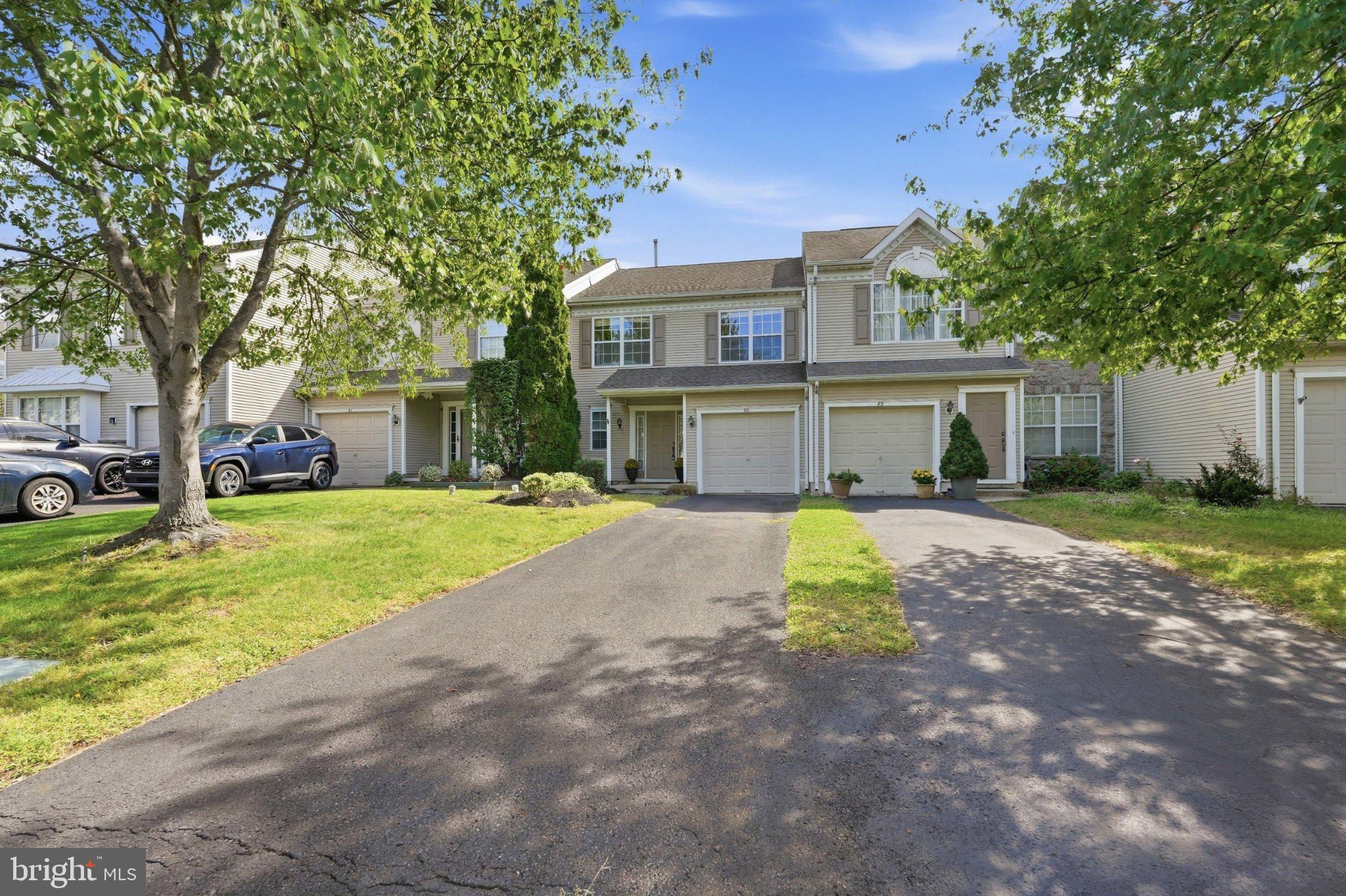 90 Cypress Pl, Newtown, PA 18940