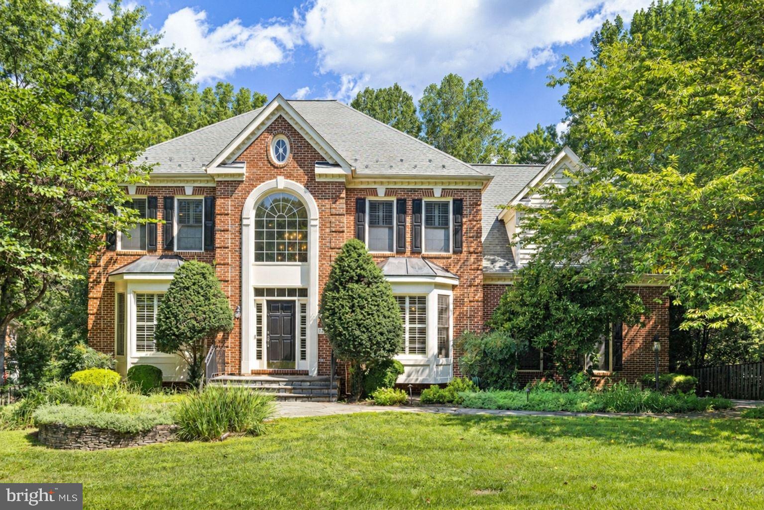 11404 Green Moor Ln, Oakton, VA 22124