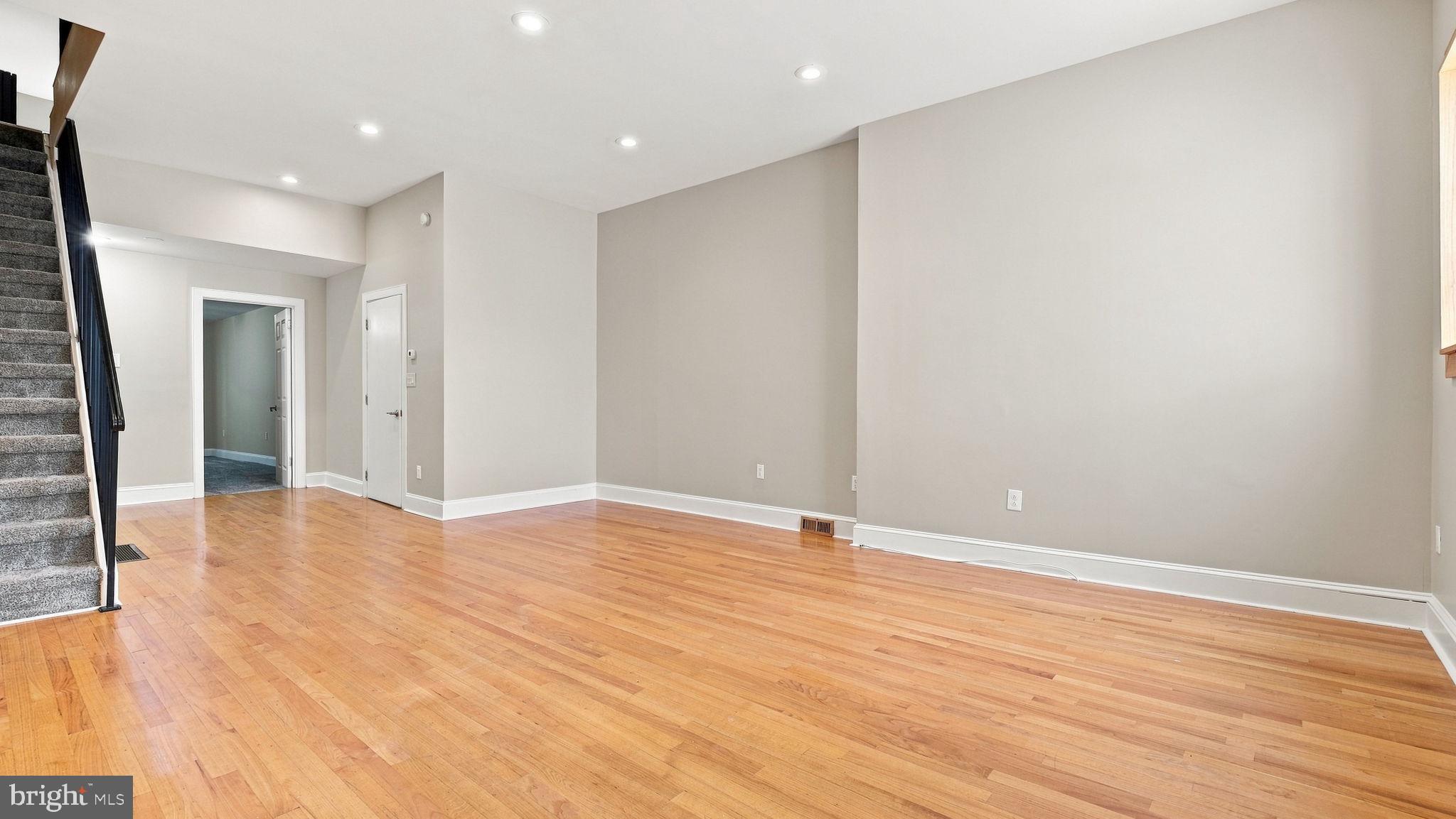 821 S 11th St, Philadelphia, PA 19147 photo