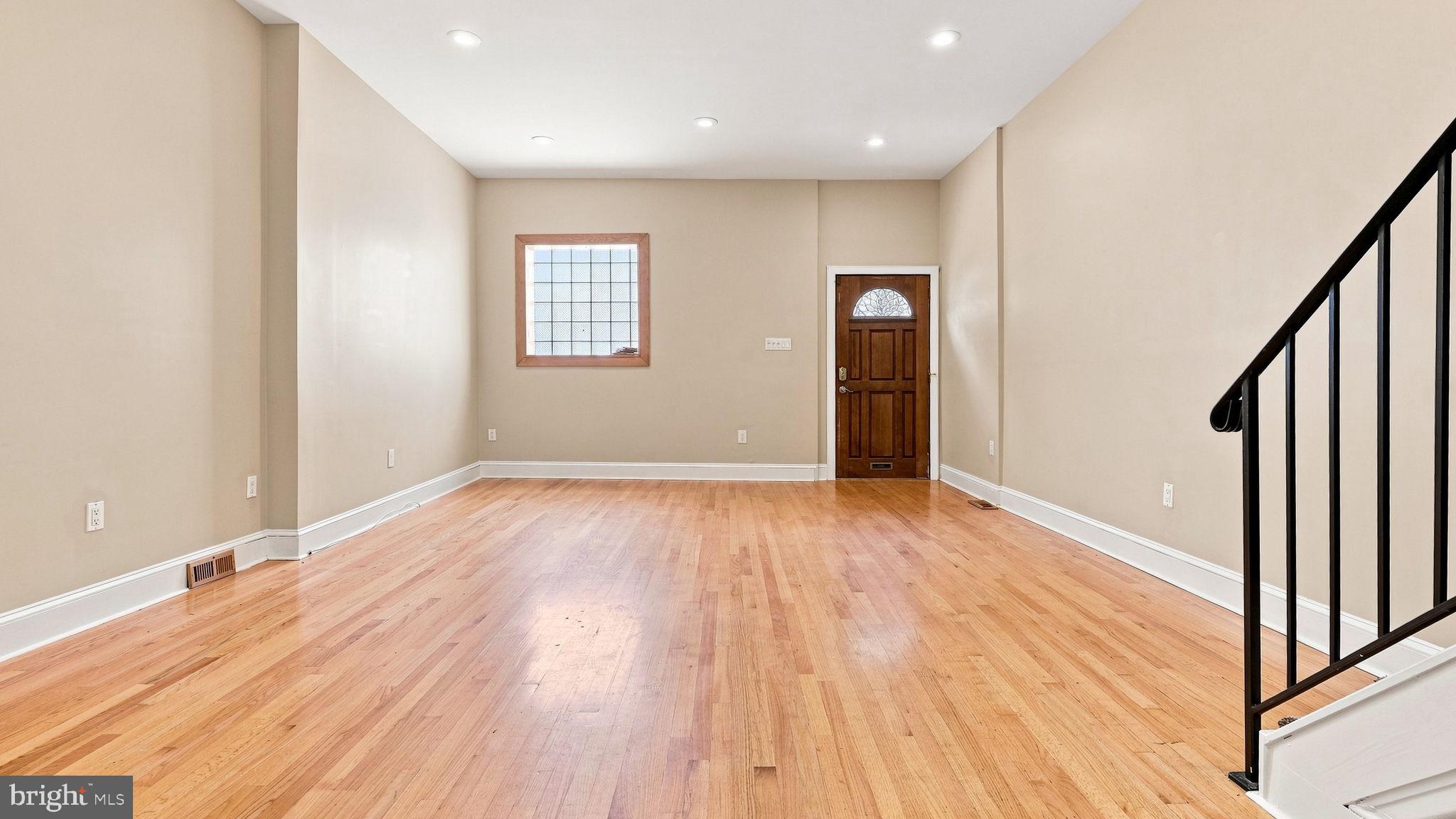 821 S 11th St, Philadelphia, PA 19147 photo