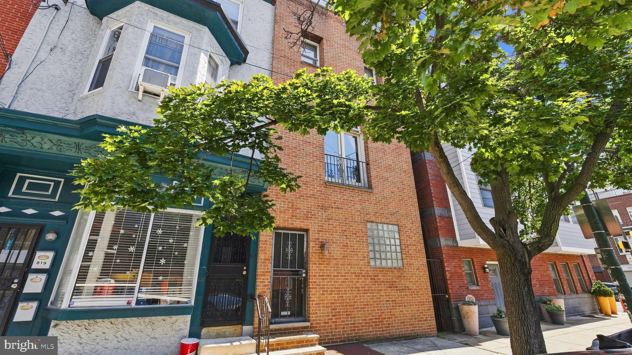 821 11th St, Philadelphia, PA 19147