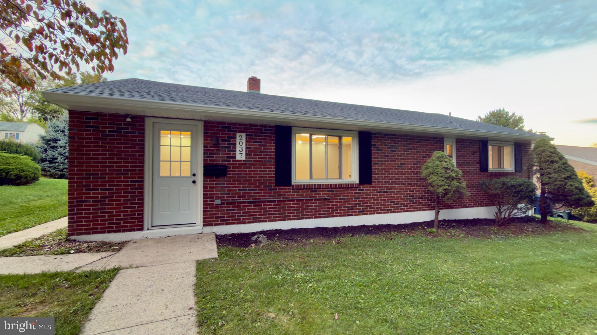2037 Girard Ave, Reading, PA 19609