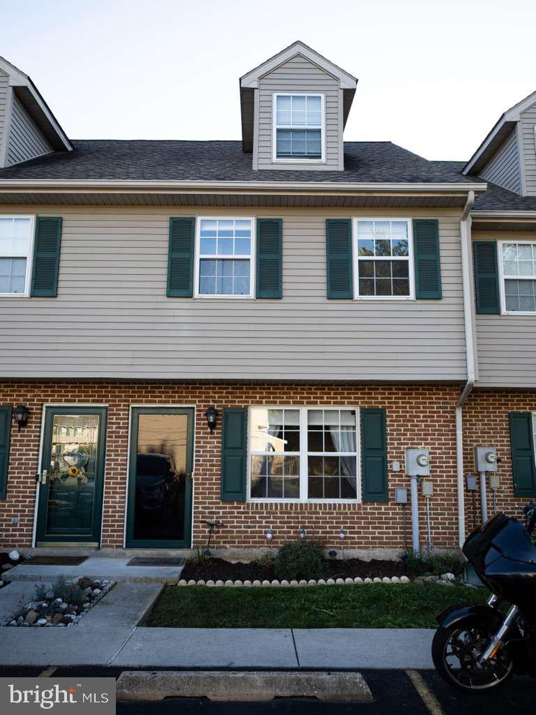 110 Orchard Lane 6, Hanover, PA 17331 photo