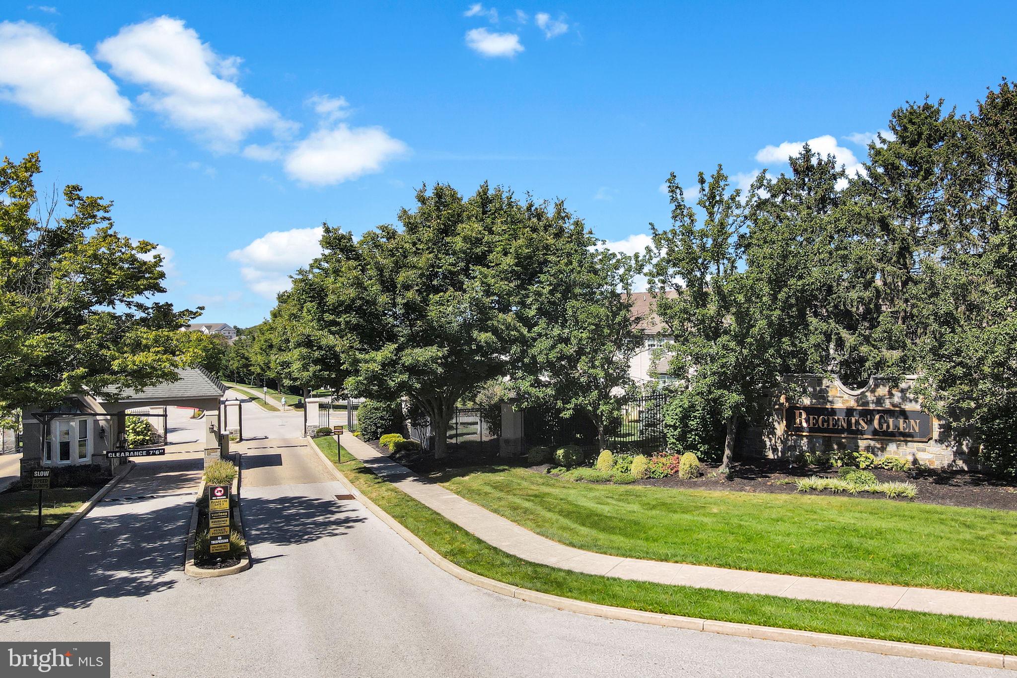 1216 Stonehaven Way, York, PA 17403 photo