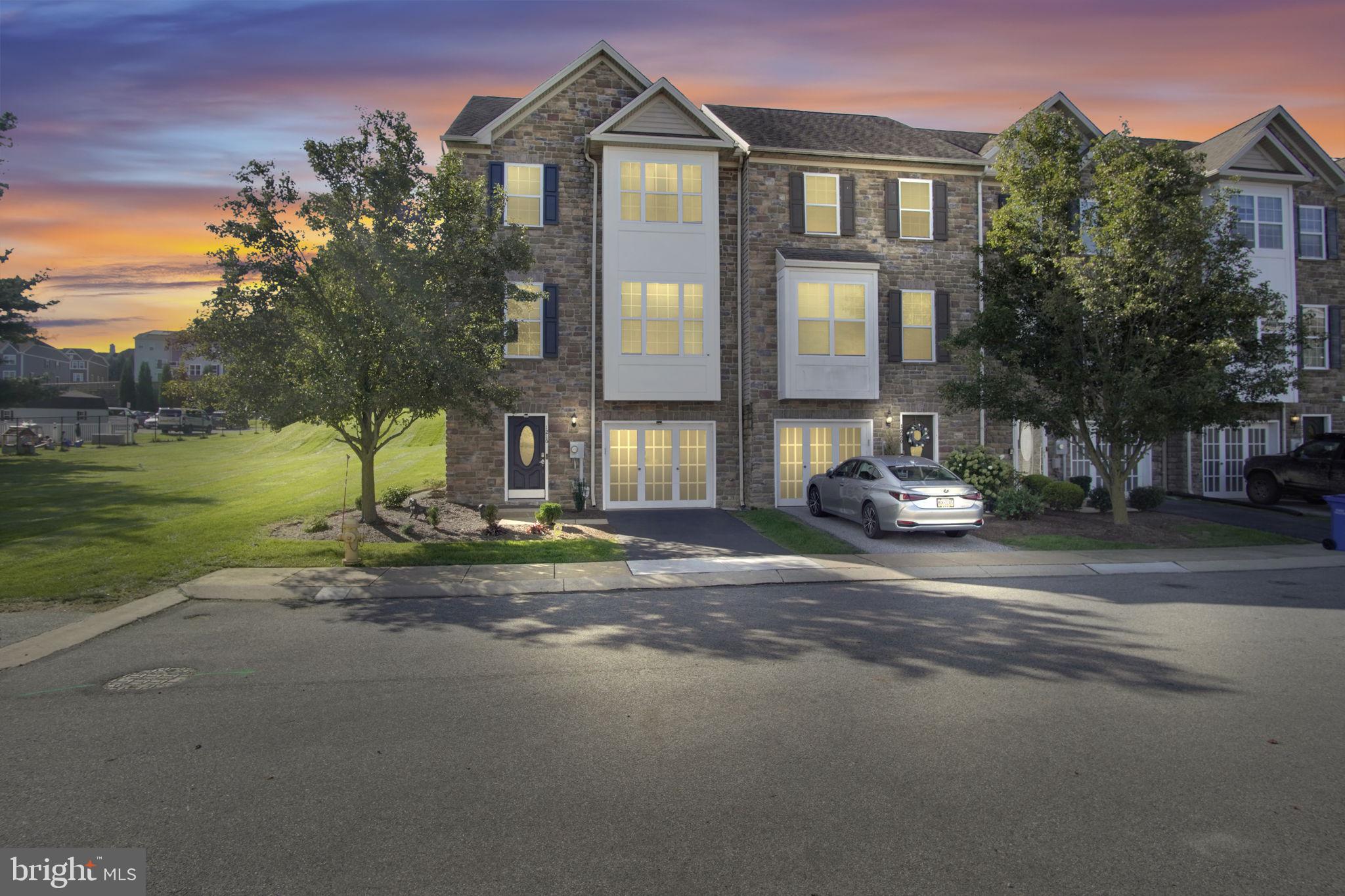 1216 Stonehaven Way, York, PA 17403