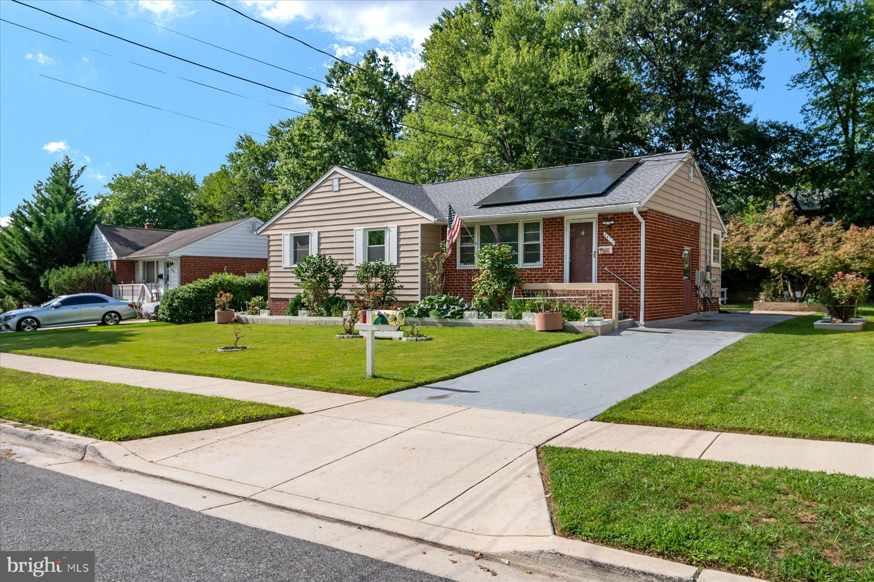 6412 Jodie St, Hyattsville, MD 20784 photo