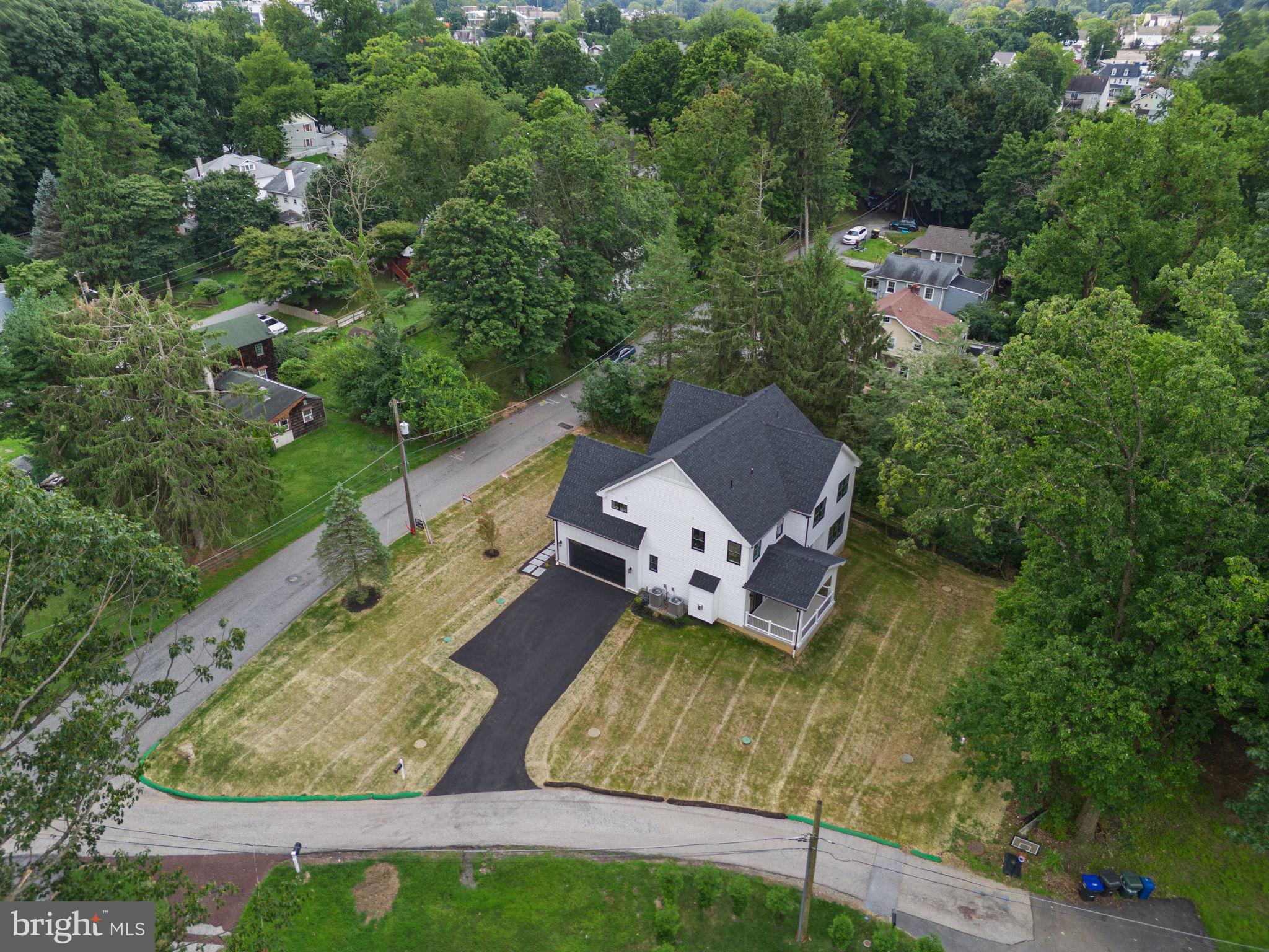 3 Whitworth Ave, Paoli, PA 19301 photo