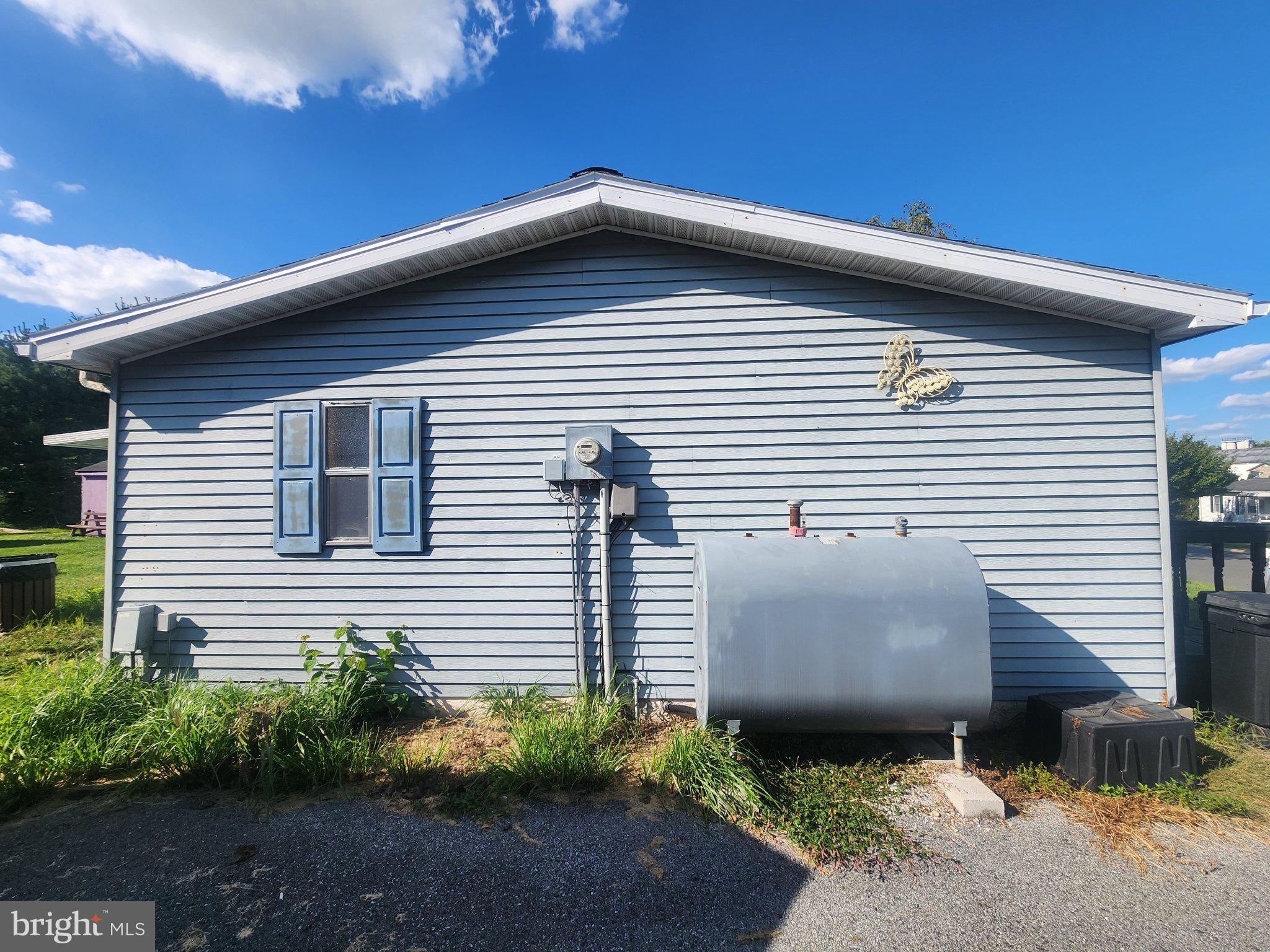 11 Bill Dr, Denver, PA 17517 photo
